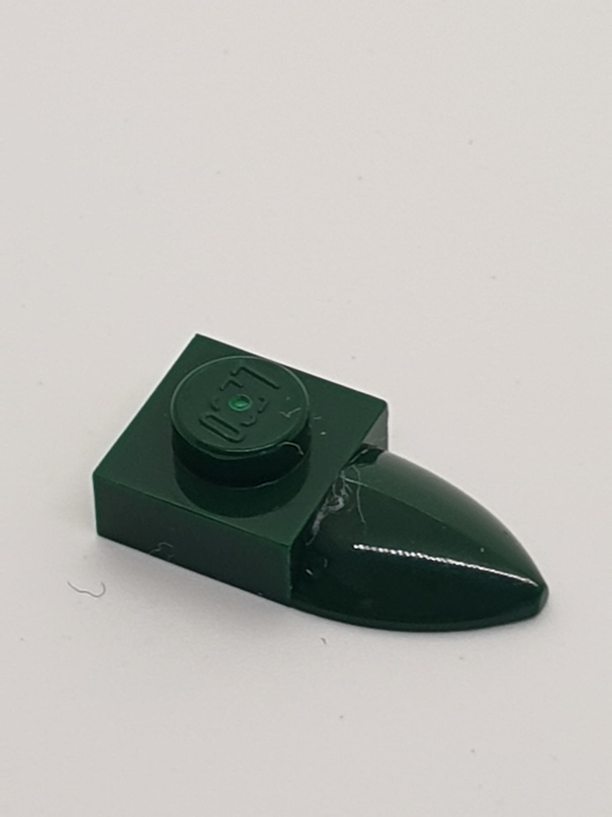 1x1 modifizierte Platte mit Zahn dunkelgrün