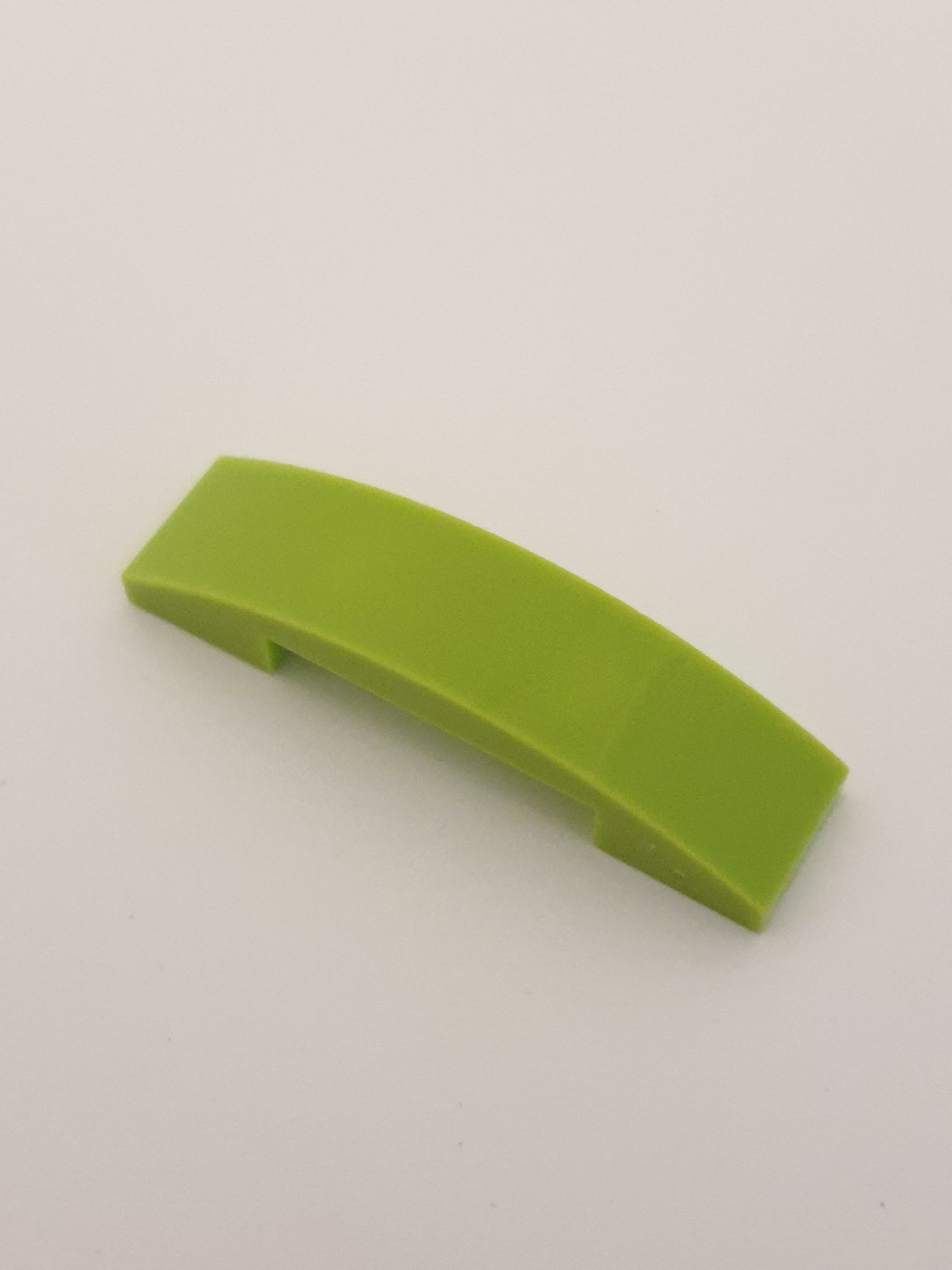 1x4 Bogenstein flach keine Noppen lindgrün