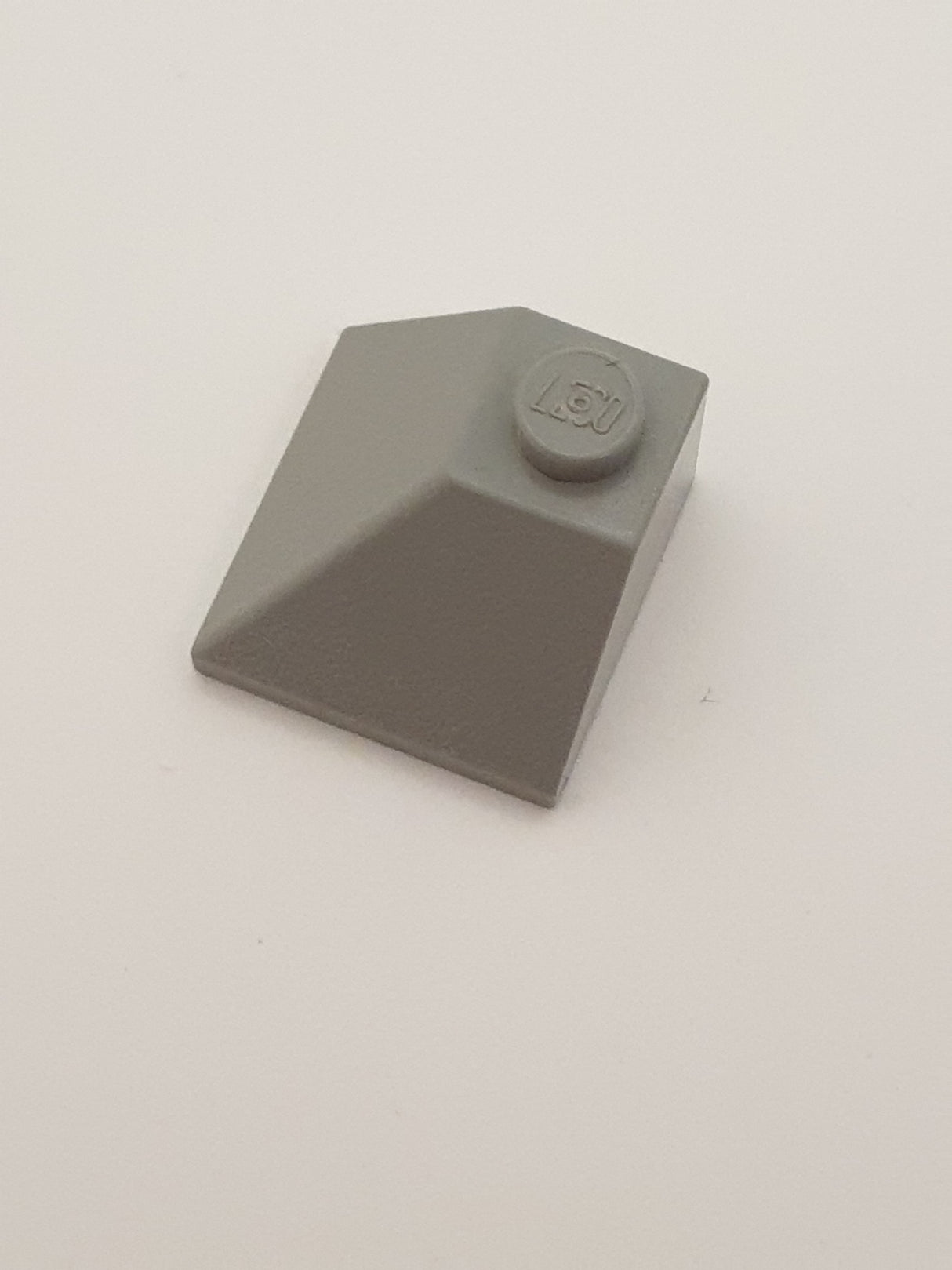 2x2 Dachstein Ecke 45° Aussen althellgrau light gray