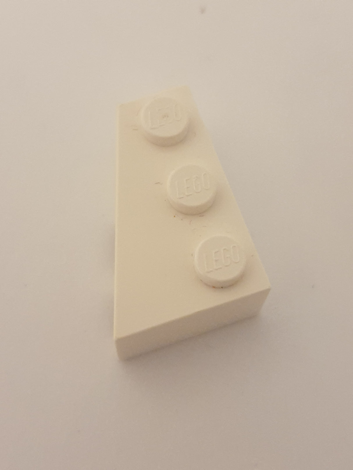 2x3 Dachstein / Keil links weiß white
