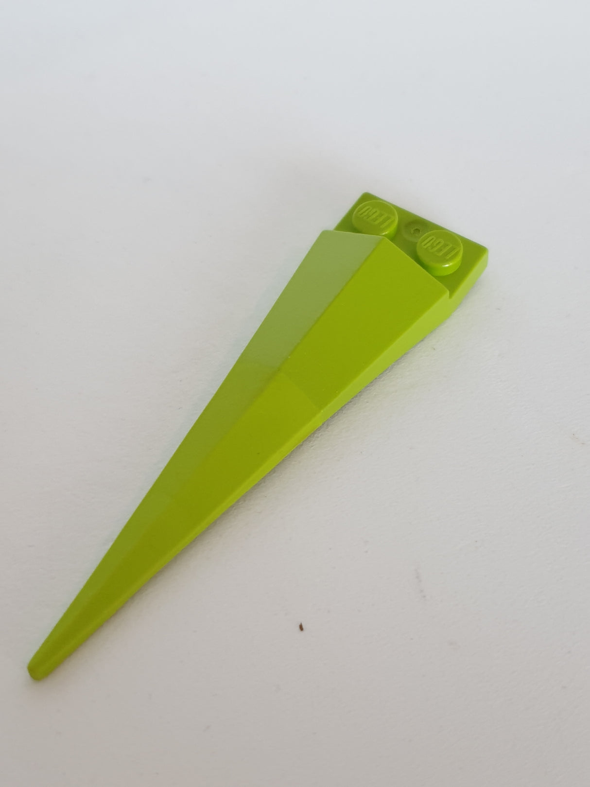 1x2 Platte modifiziert mit flexibler Spitze lindgrün