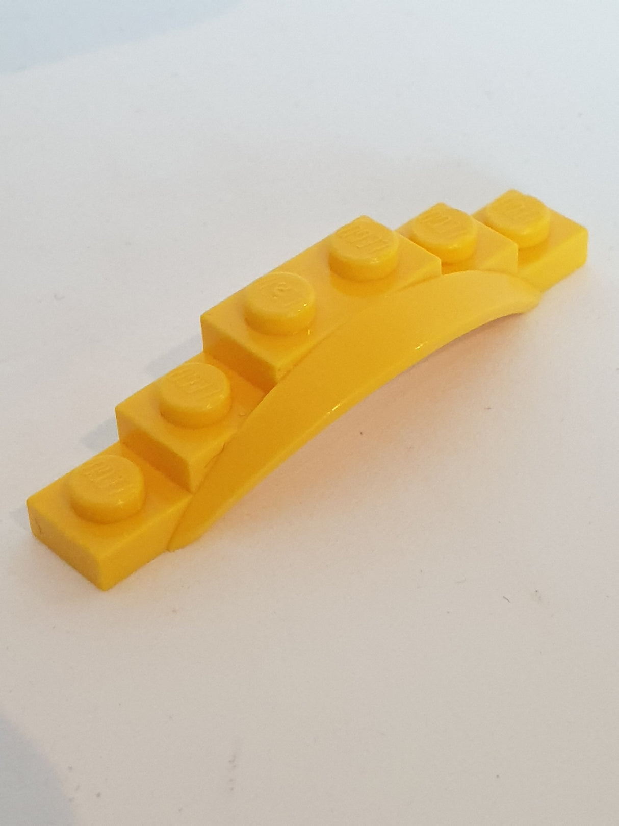 1 1/2x6x1 Kotflügel mit Bogen gelb