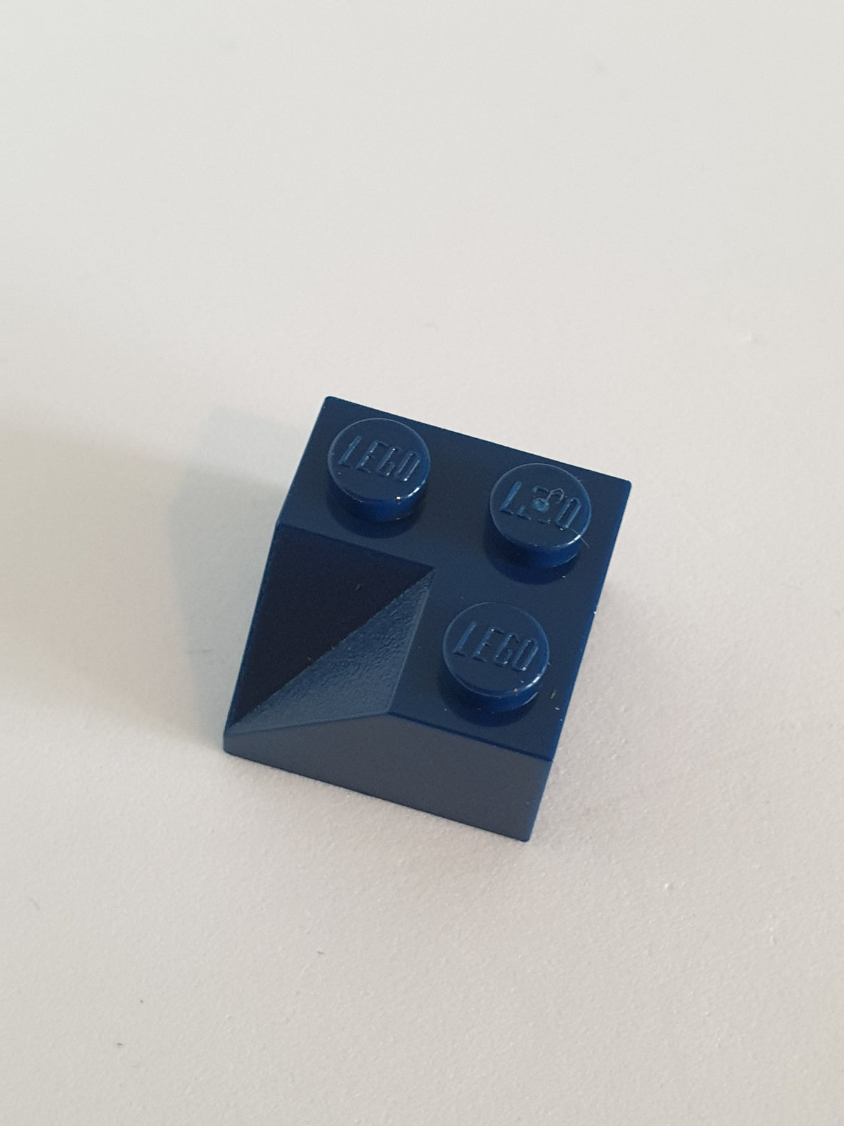 2x2 Eckdachstein 45° innen dunkelblau