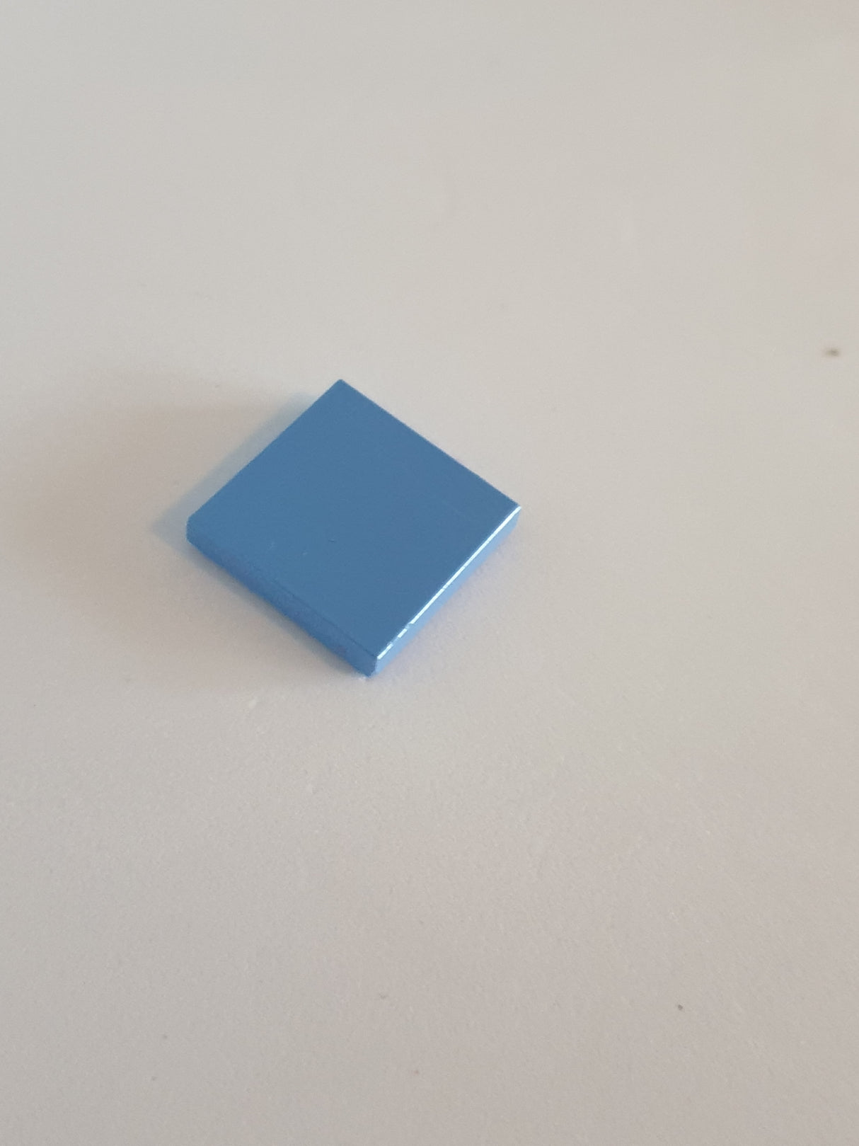2x2 Fliese mittelblau