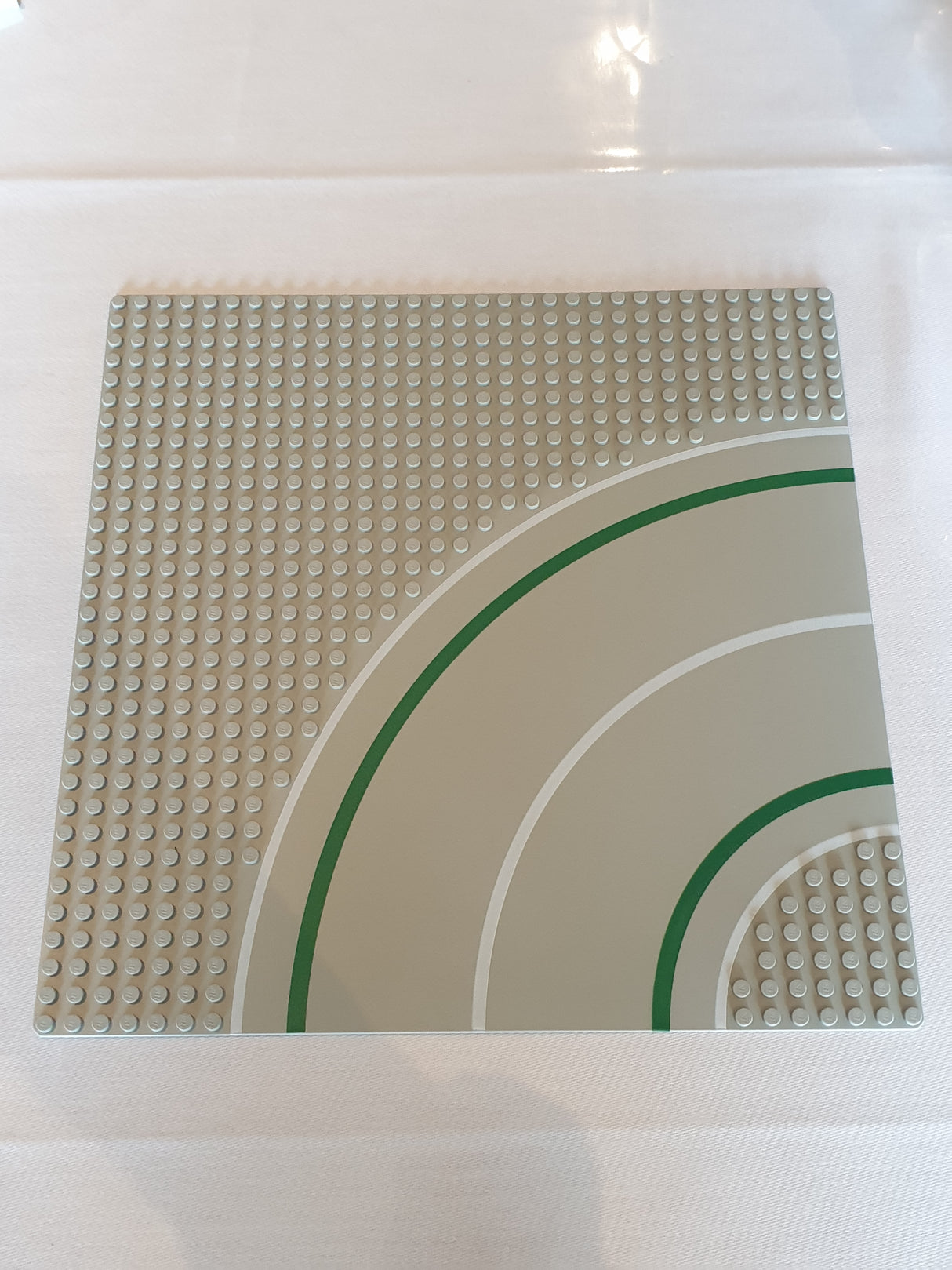 32x32 Grundplatte Strasse Kurve 7 Noppen althellgrau light gray