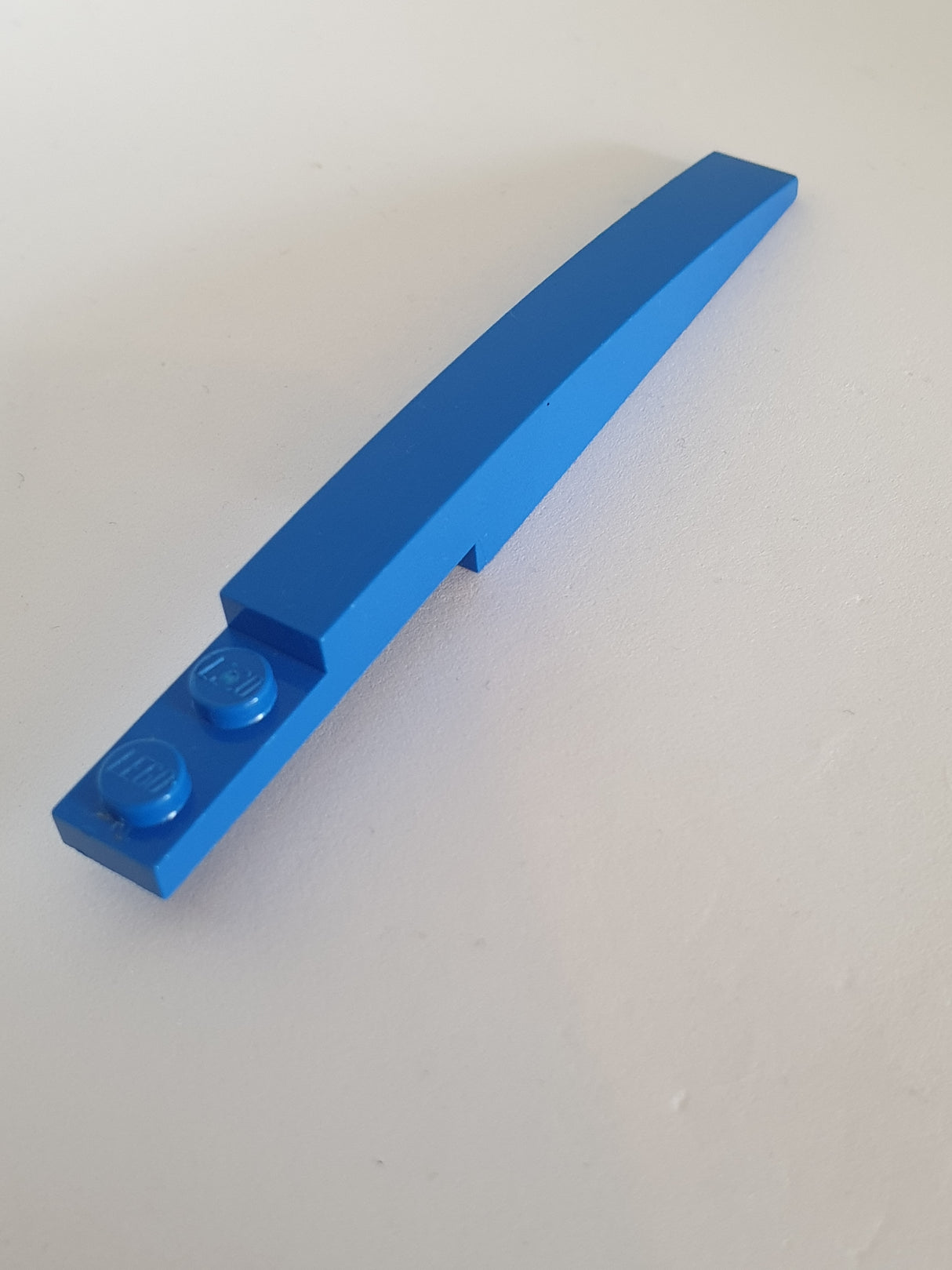 10x1 Bogenstein Slope mit Kurve blau