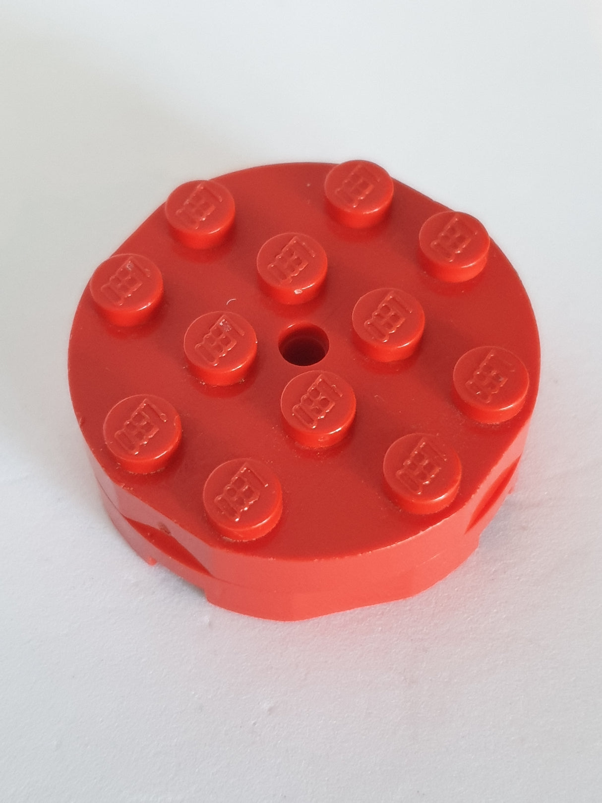 4x4 Drehteller rund facettiert rot