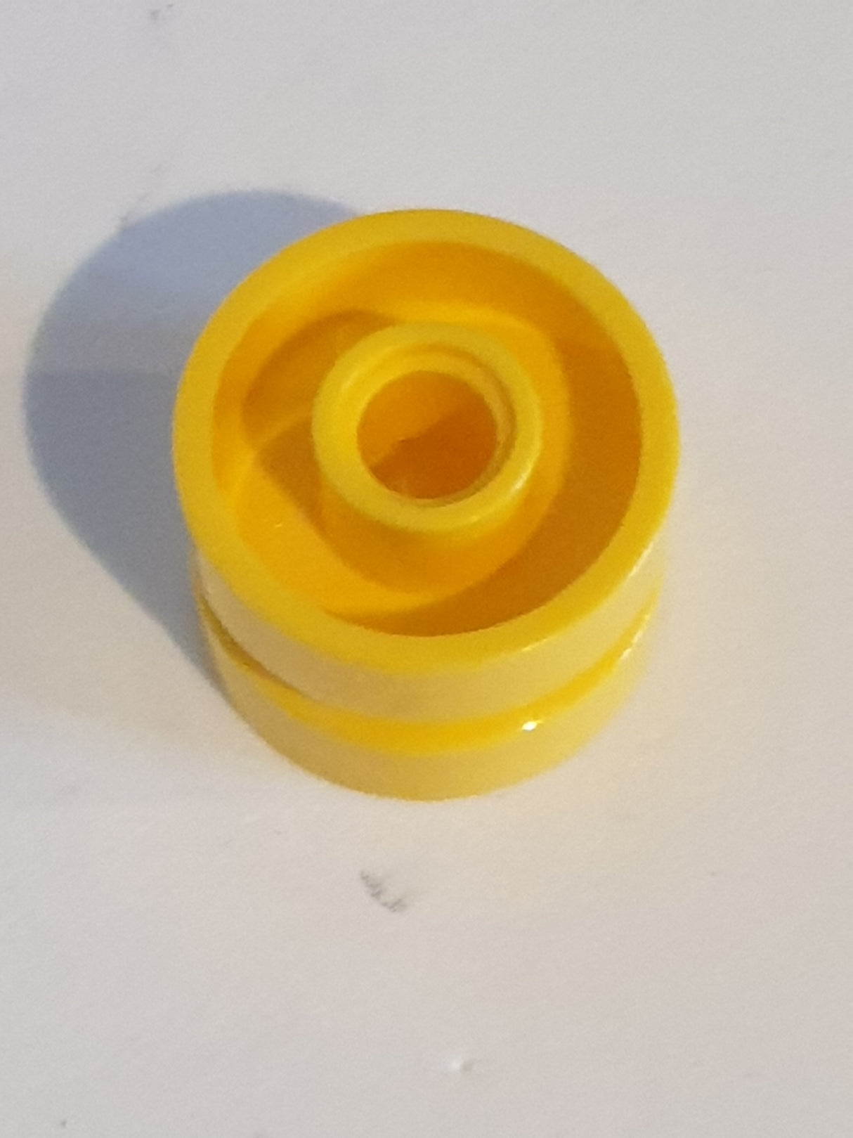 Felge 18x14 mit Pin-Loch geschlossen gelb