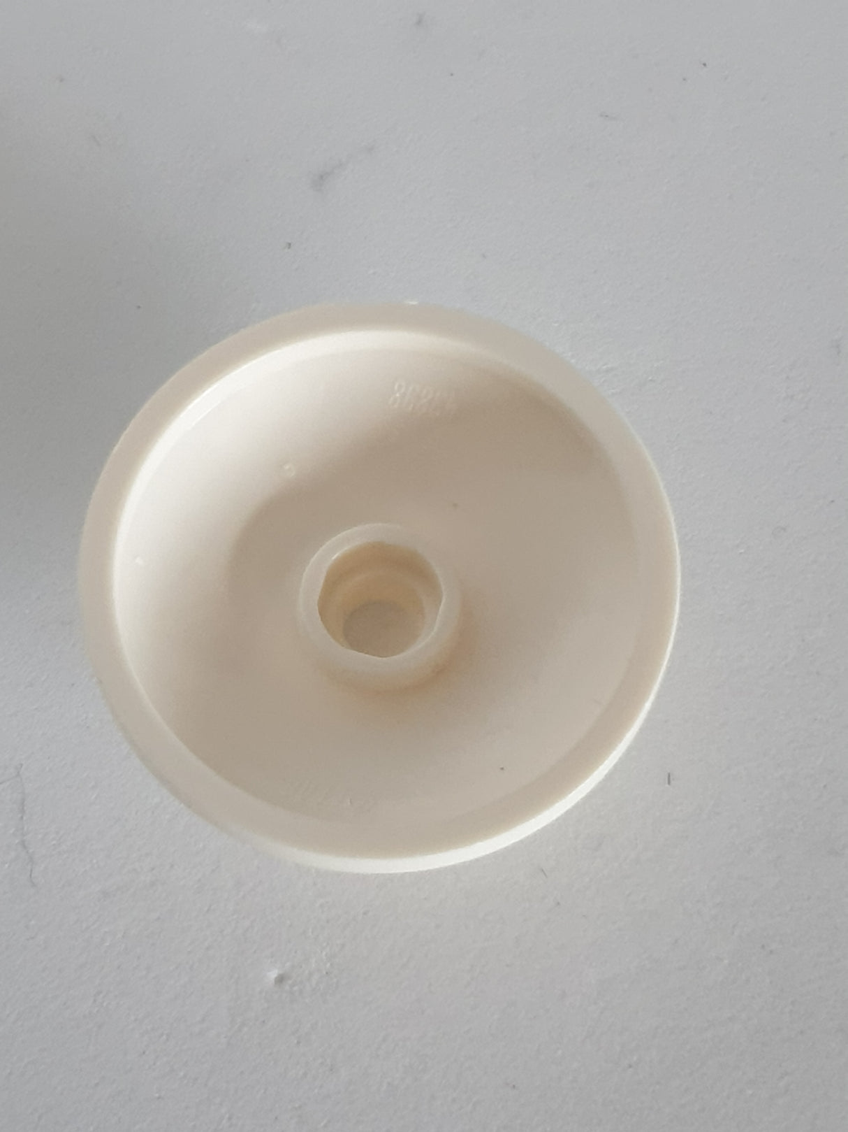 3x3 Satschüssel / Parabol Reflektor Ø24 weiß white