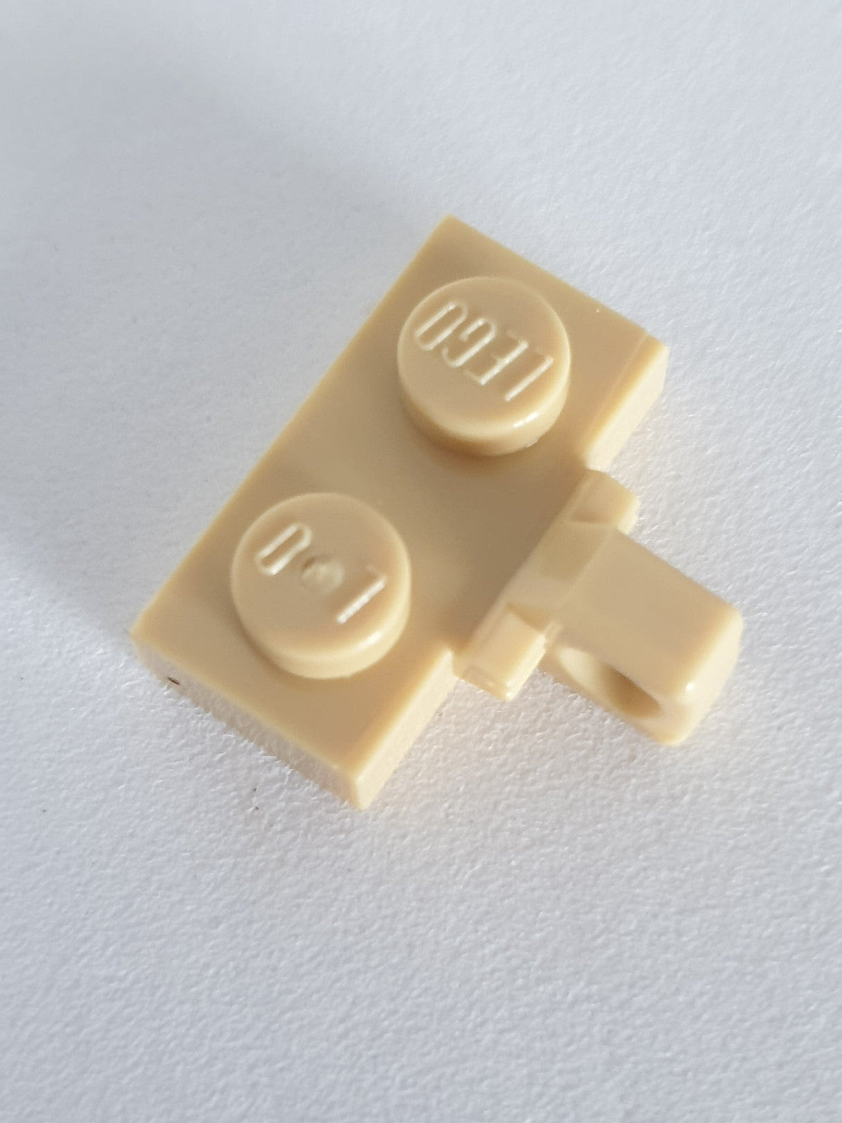 1x2 Scharnierplatte 1 Finger mit Nut beige tan