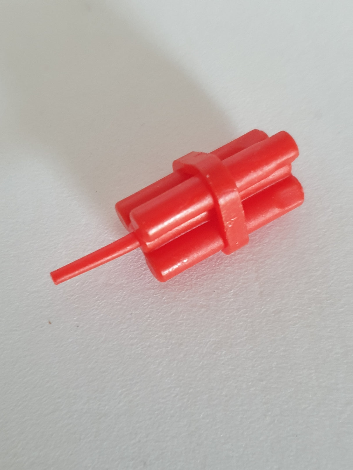 Waffe Dynamit im Bündel rot