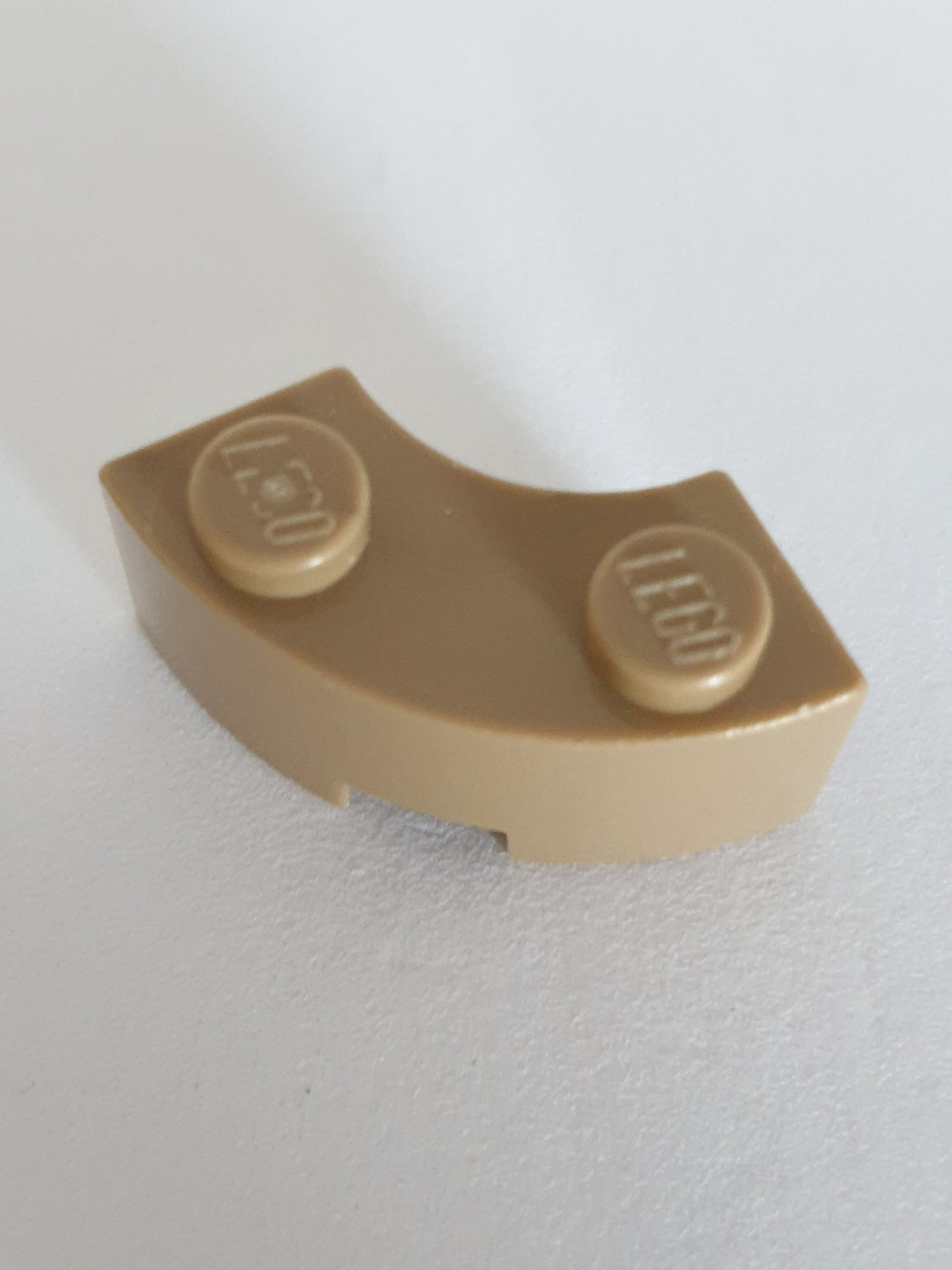 2x2 Rundstein Macaroni 1/4 Kreis mit Noppenkerbe mit Verstärkung dunkelbeige