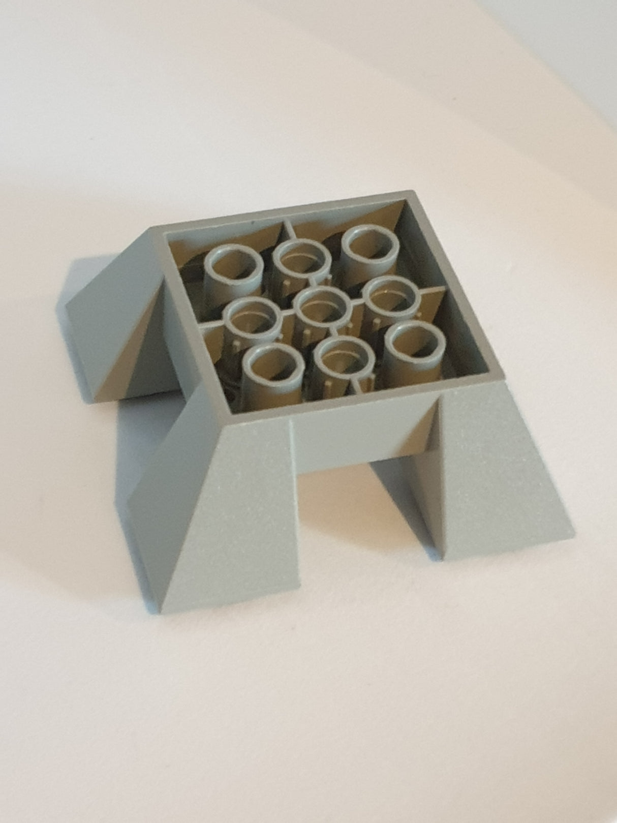 6x6x2 Schrägstein 65° mit Ausschnitt/Konverter invert althellgrau light gray