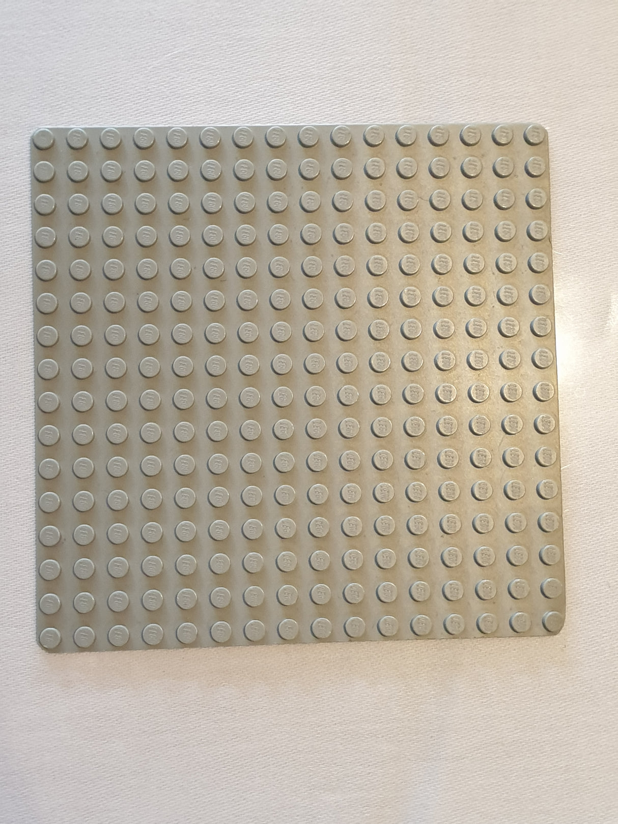 16x16 Grundplatte althellgrau light gray