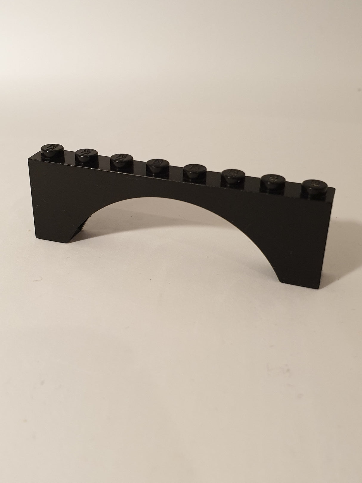 1x8x2 Bogenstein, ohne Absatz schwarz black