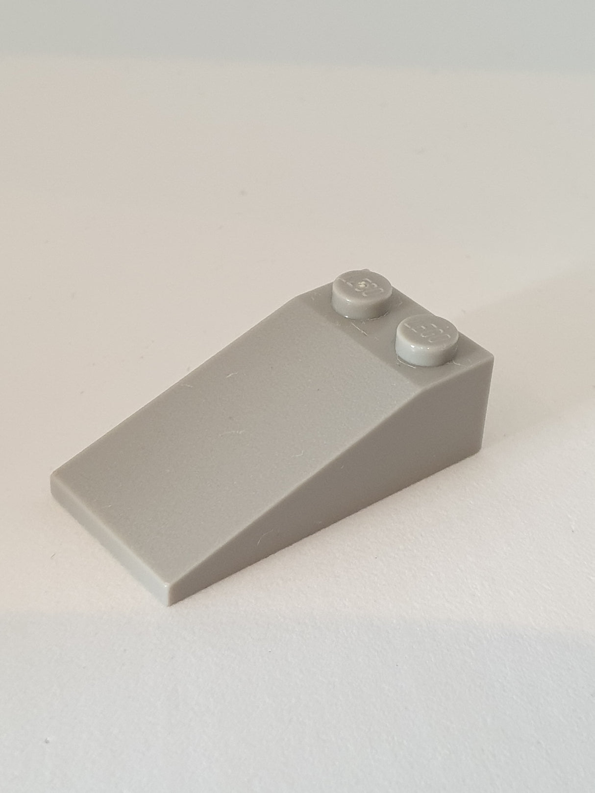 2x4x1 Dachstein 18° althellgrau light gray