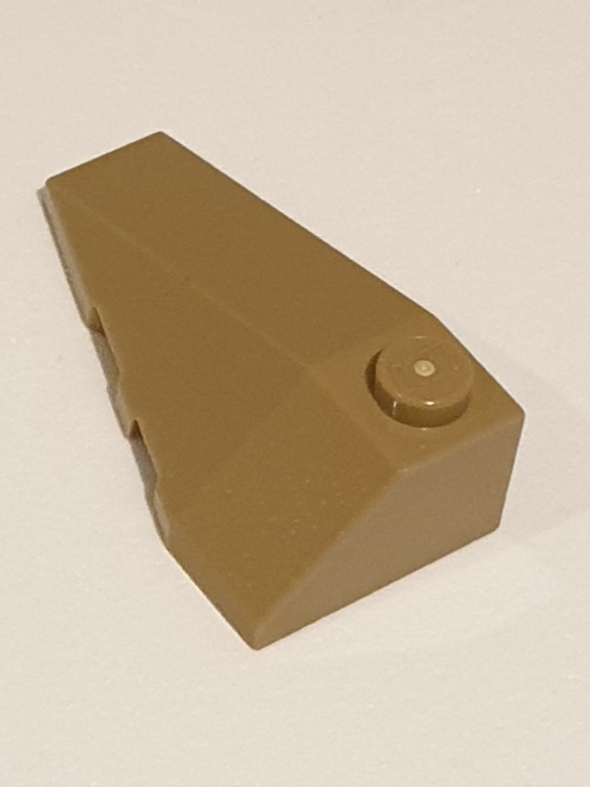 4x2 Keilstein links dunkelbeige