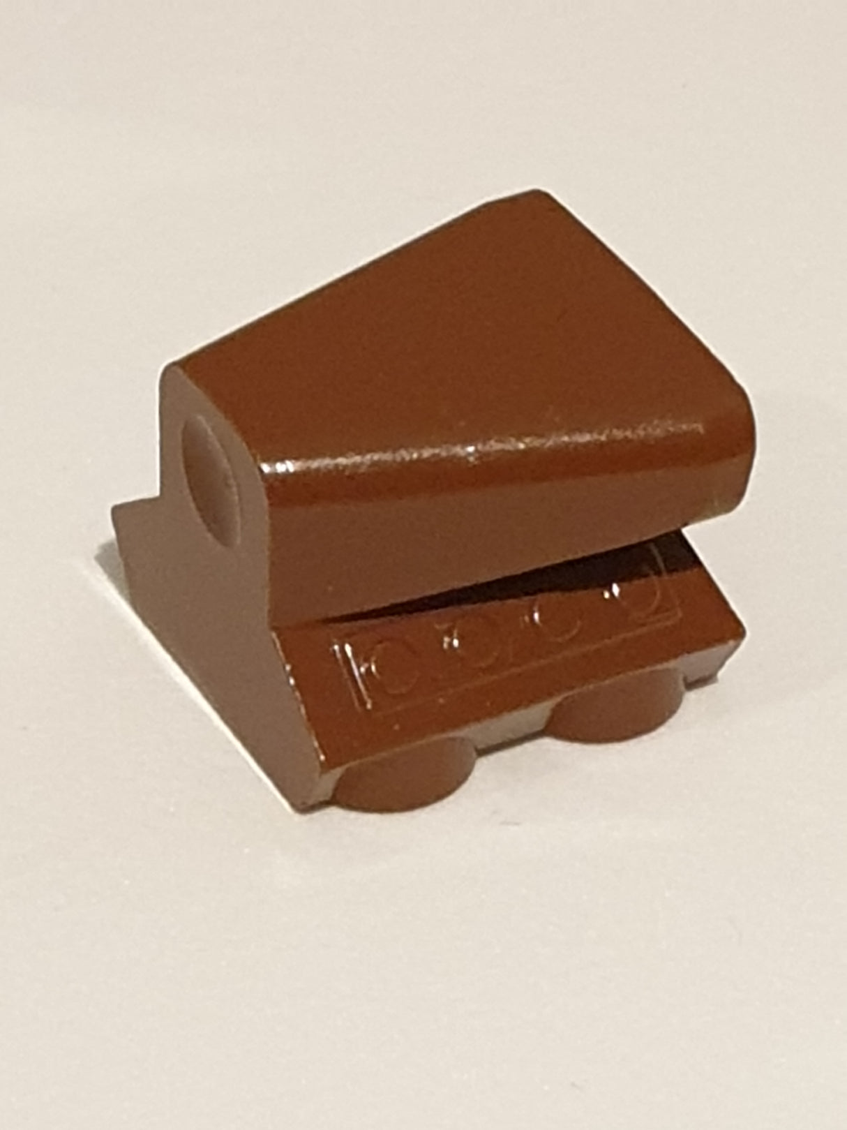 2x2x1 Motor mit Luftansaugung neubraun reddish brown