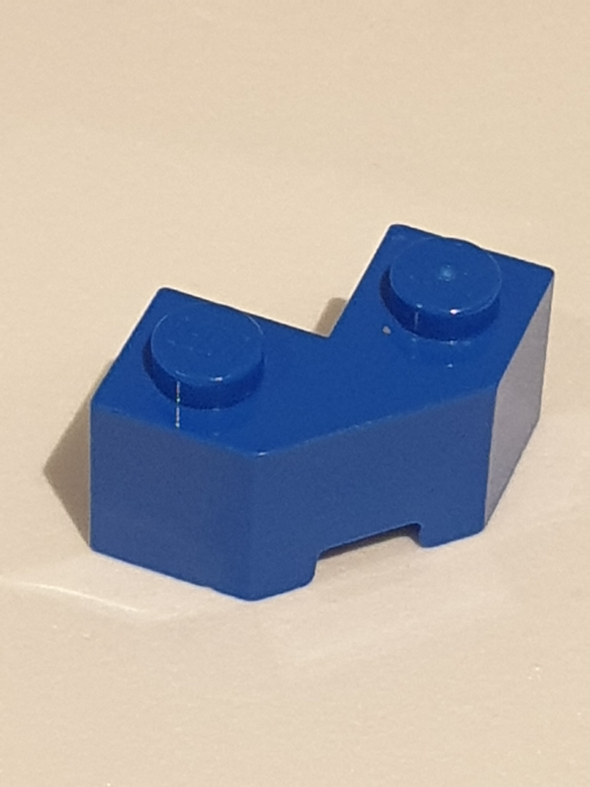 2x2 Eckstein facettiert blau