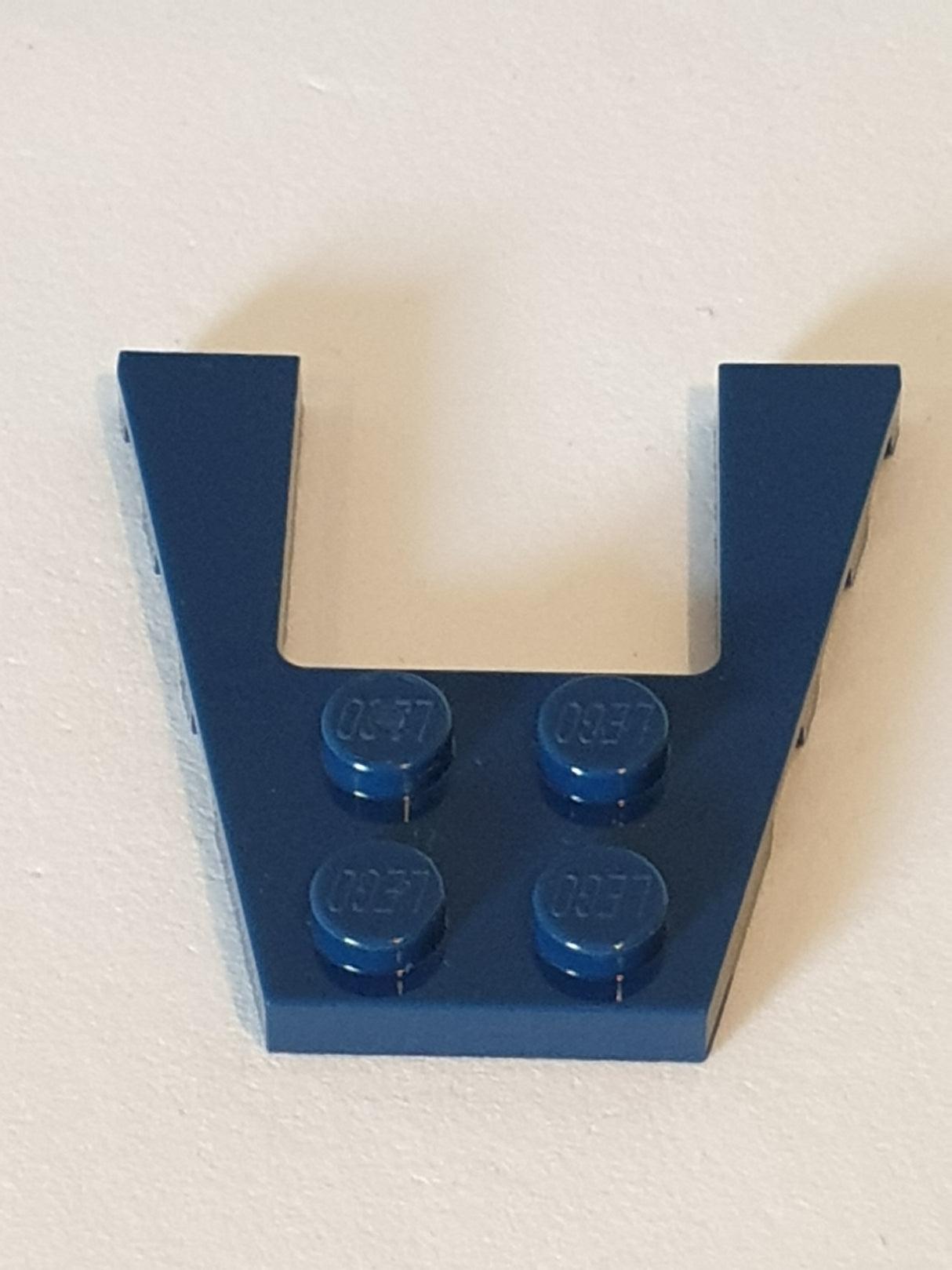 4x4 Keilplatte dunkelblau