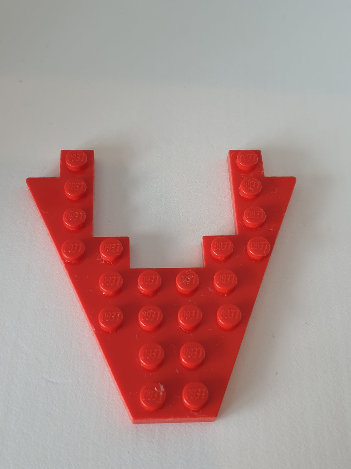 8x8 Flügelplatte mit 4x4 Ausschnitt rot