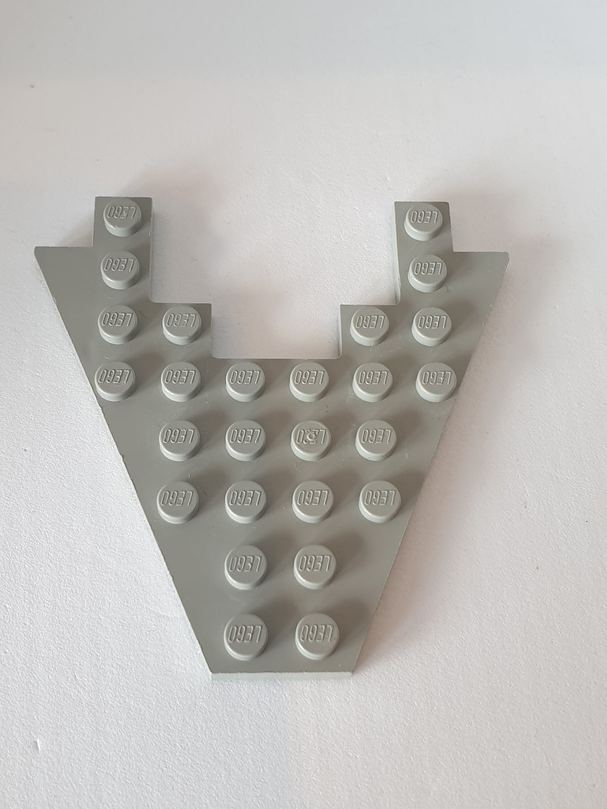 8x8 Flügelplatte mit 3x4 Ausschnitt althellgrau light gray