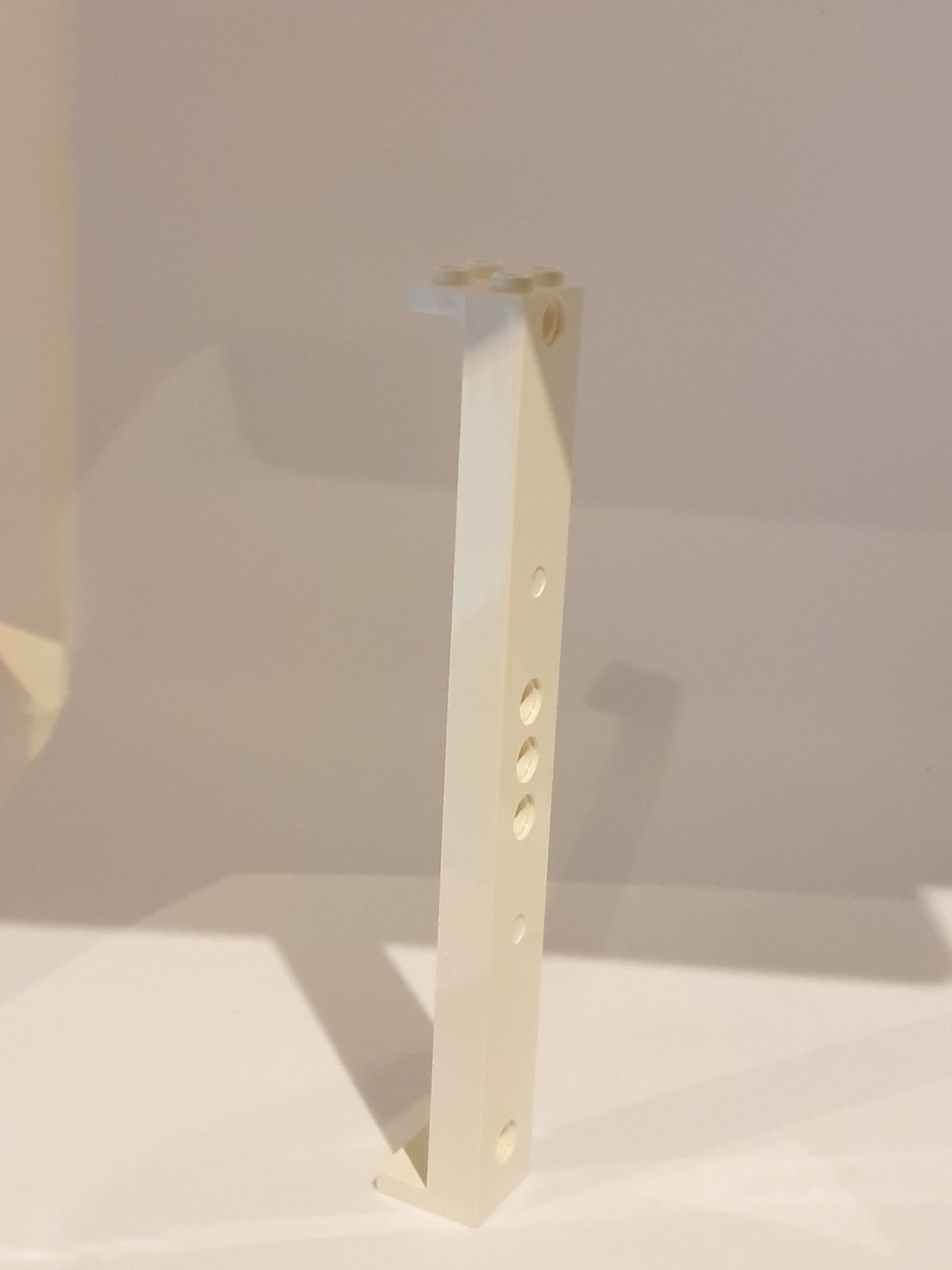2x2x13 Stütze mit 5 Pin Löchern weiß white