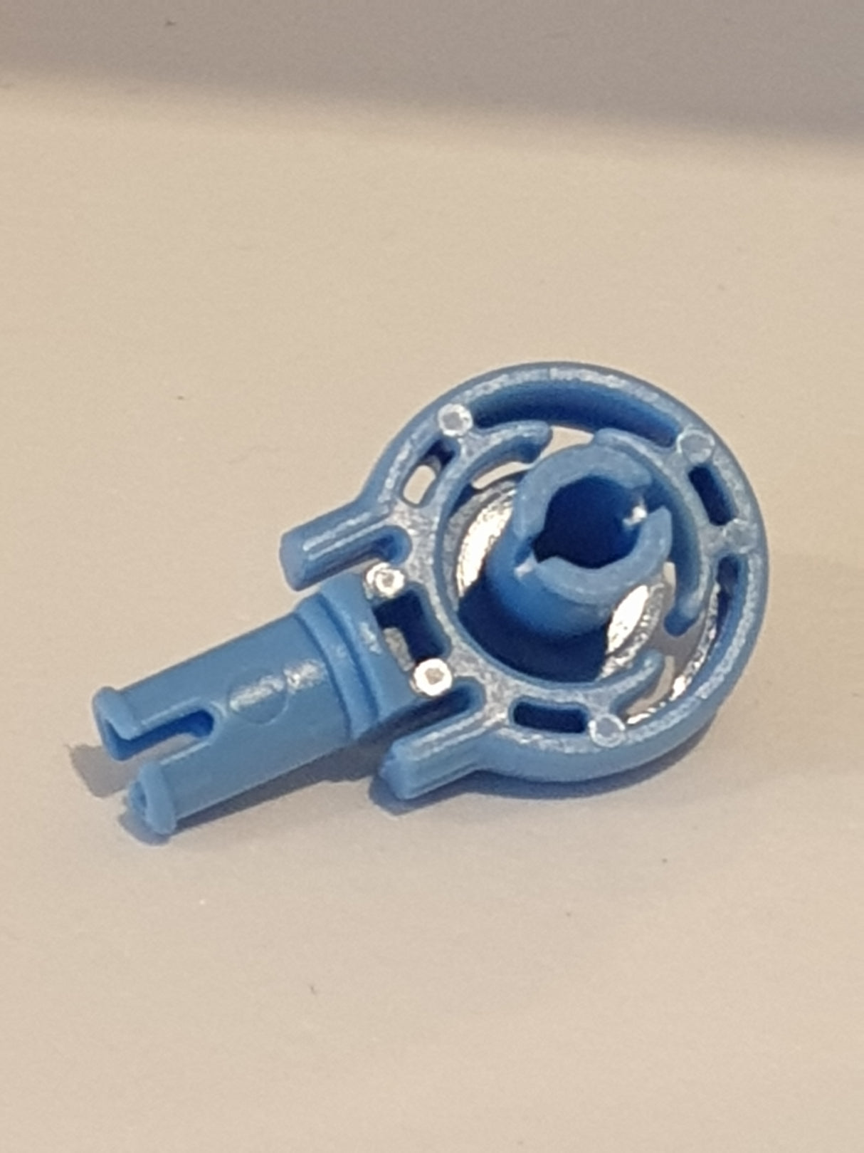 Technik Drehgelenk mit zwei senkrechten Pins mittelblau