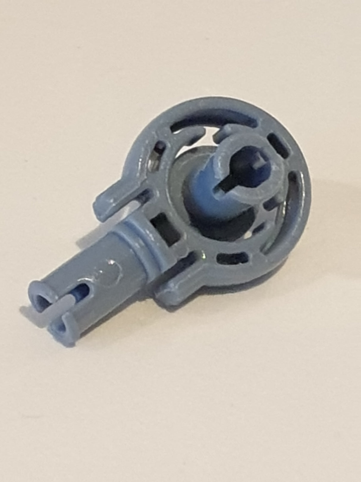 Technik Drehgelenk mit zwei senkrechten Pins sandblau