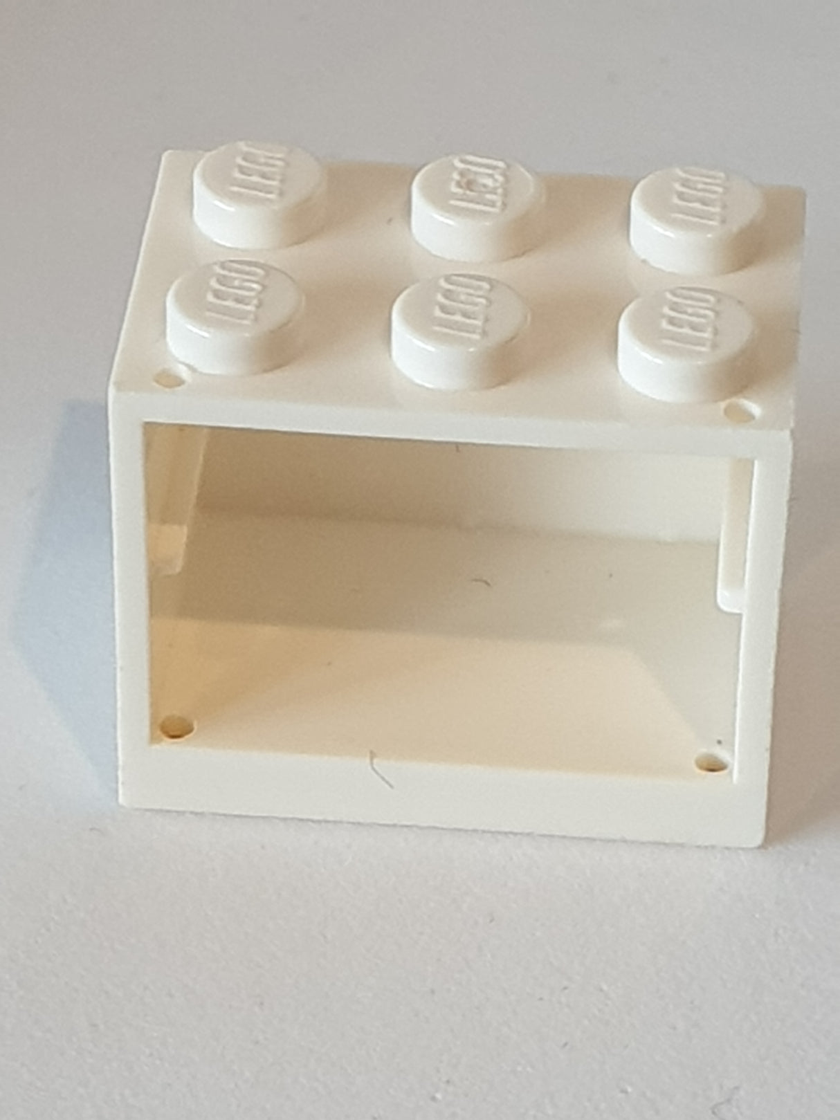 2x3x2 Container Box Schrank, geschlossene Noppen weiß white