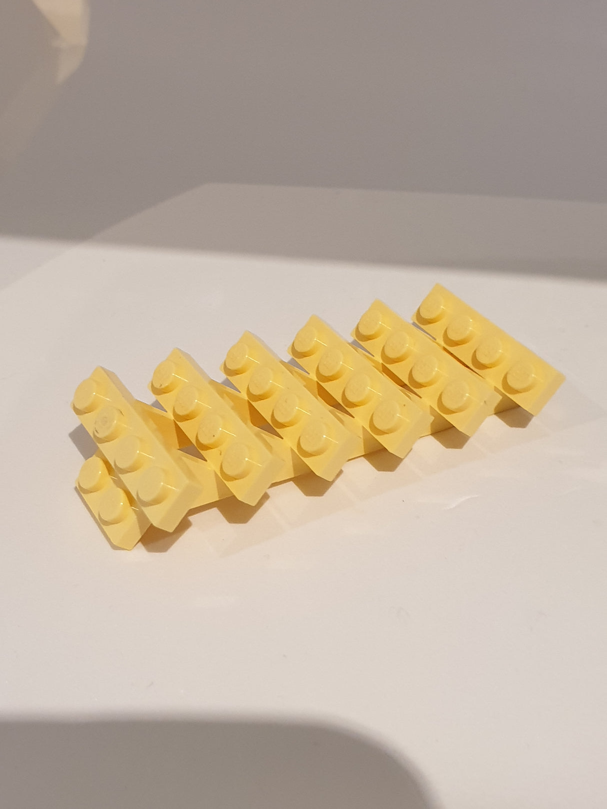 7x4x6 Treppe gerade offen light yellow hellgelb