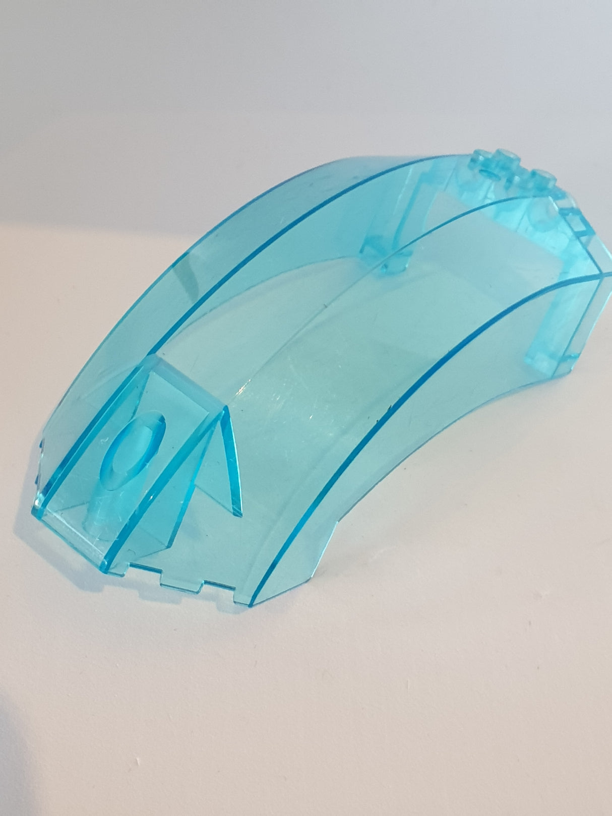 12x6x6 Windschutzscheibe gebogen mit Pinlöcher transparent hellblau trans light blue