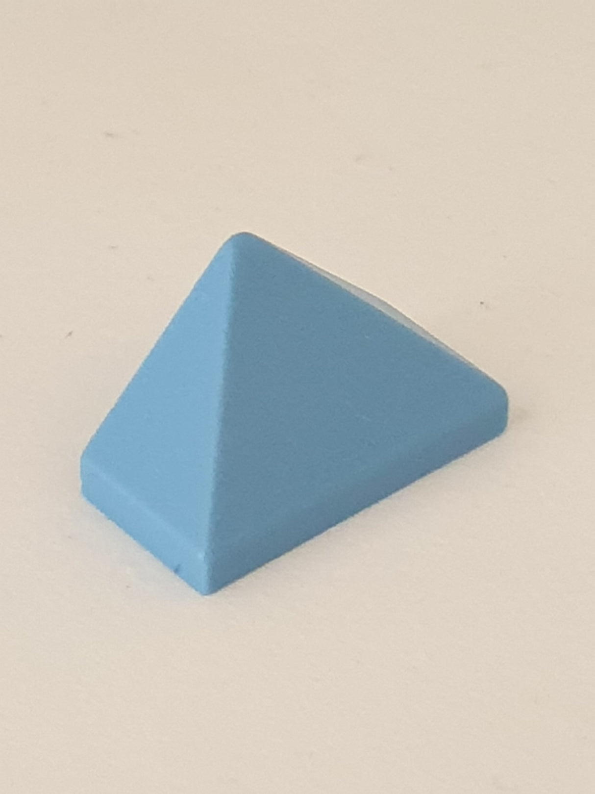 1x2 Dachstein Abschluß 45° mit Noppenhalter mittelblau