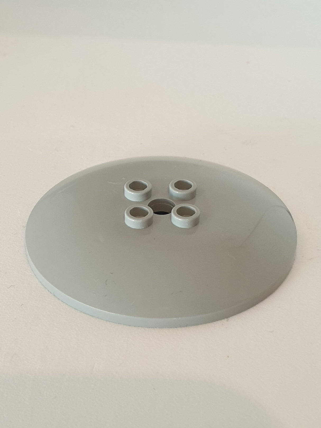 6x6 Parabol-Antenne Ø48 solide Noppen neuhellgrau