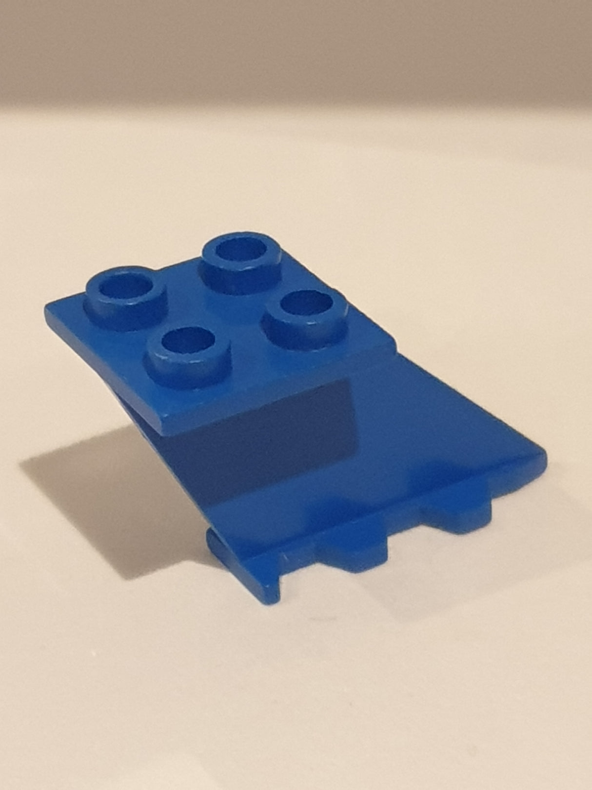 4x2x2 Flügel Heckteil Space blau