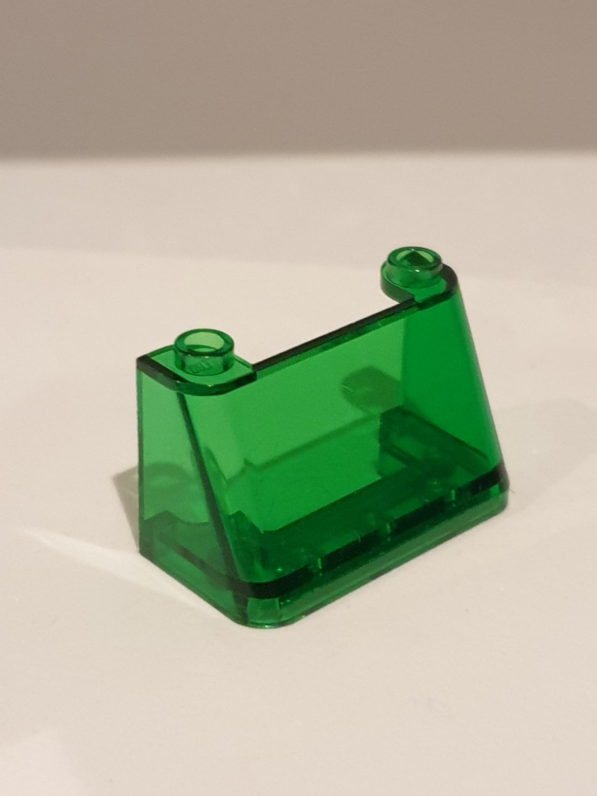 2x4x2 Windschutzscheibe transparent grün