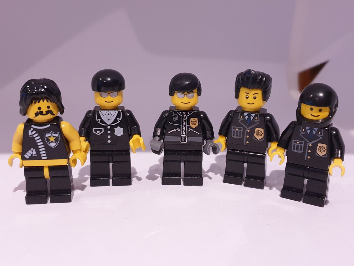 Bunte Tüte mit diesen 5 Minifiguren aus dem Bereich City