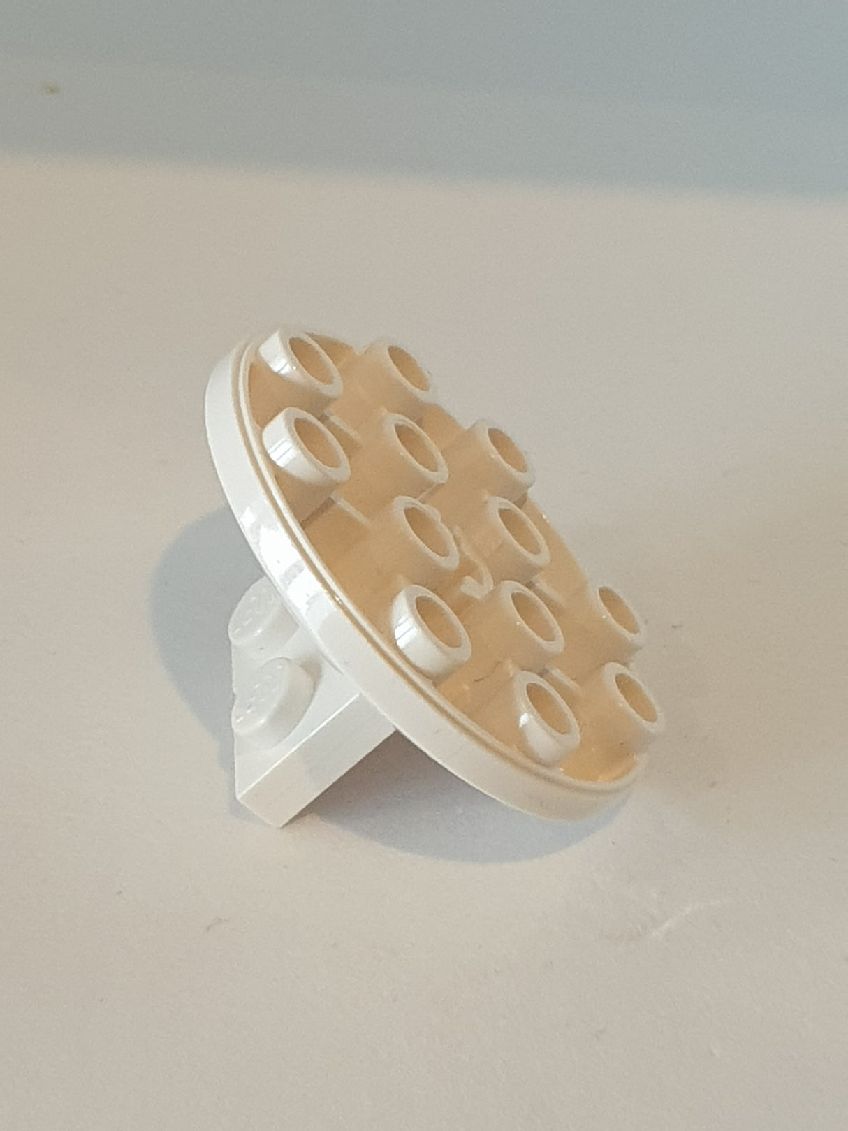 1x2 modifizierte Platte mit 4x4 Scheibe 90° weiß white