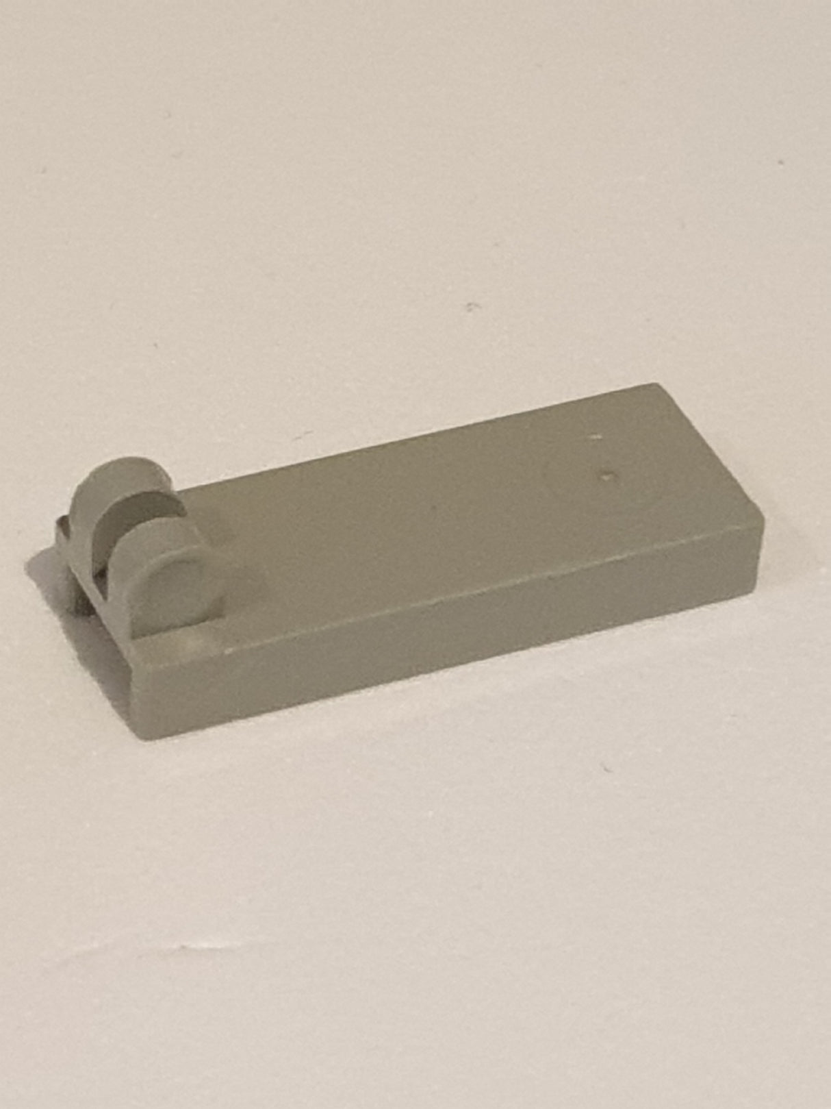 1x3 modifizierte Fliese / Scharnierfliese mit 2 Fingern althellgrau light gray