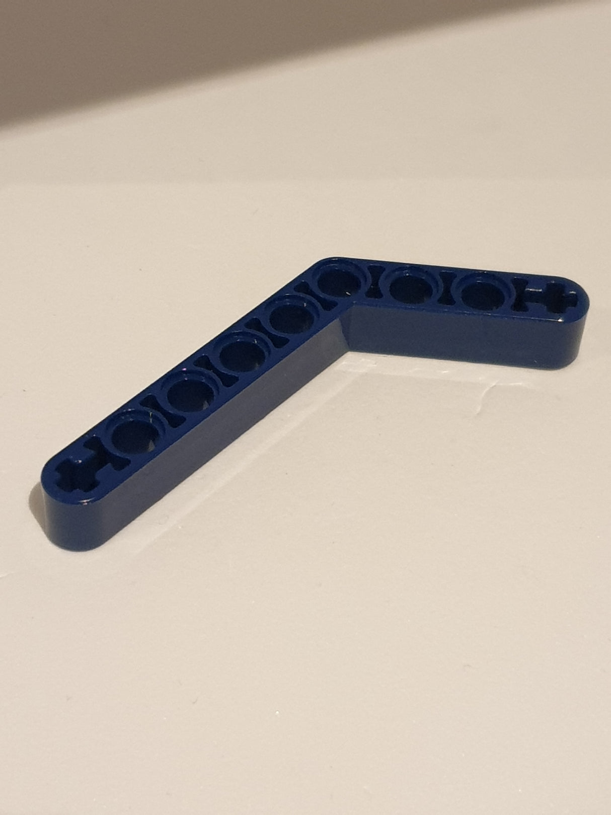 1x9 (6-4) Liftarm gebogen breit dunkelblau