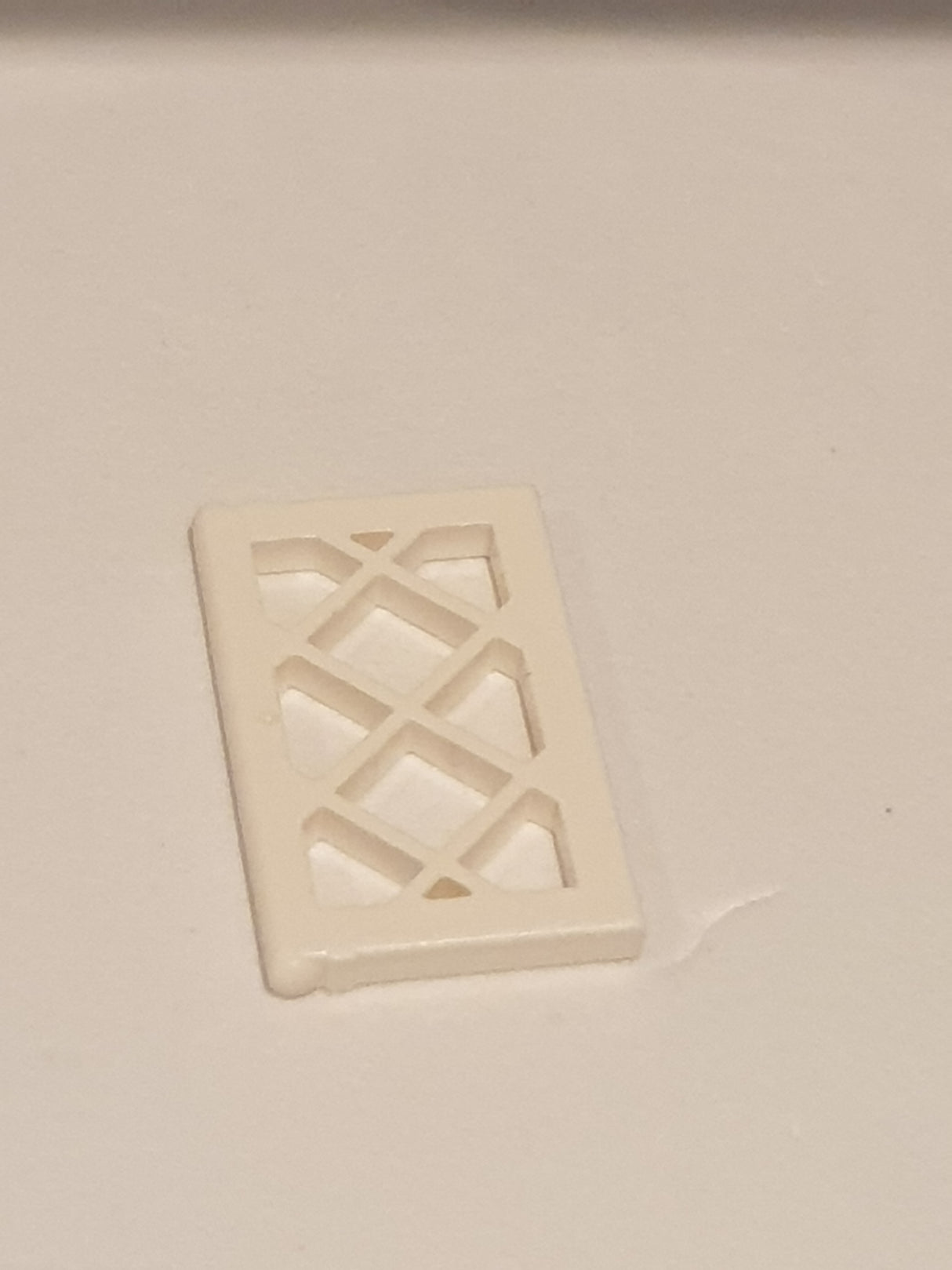 1x2x3 Fensterladen Shutter mit Gitter mit dicken Enden weiß white