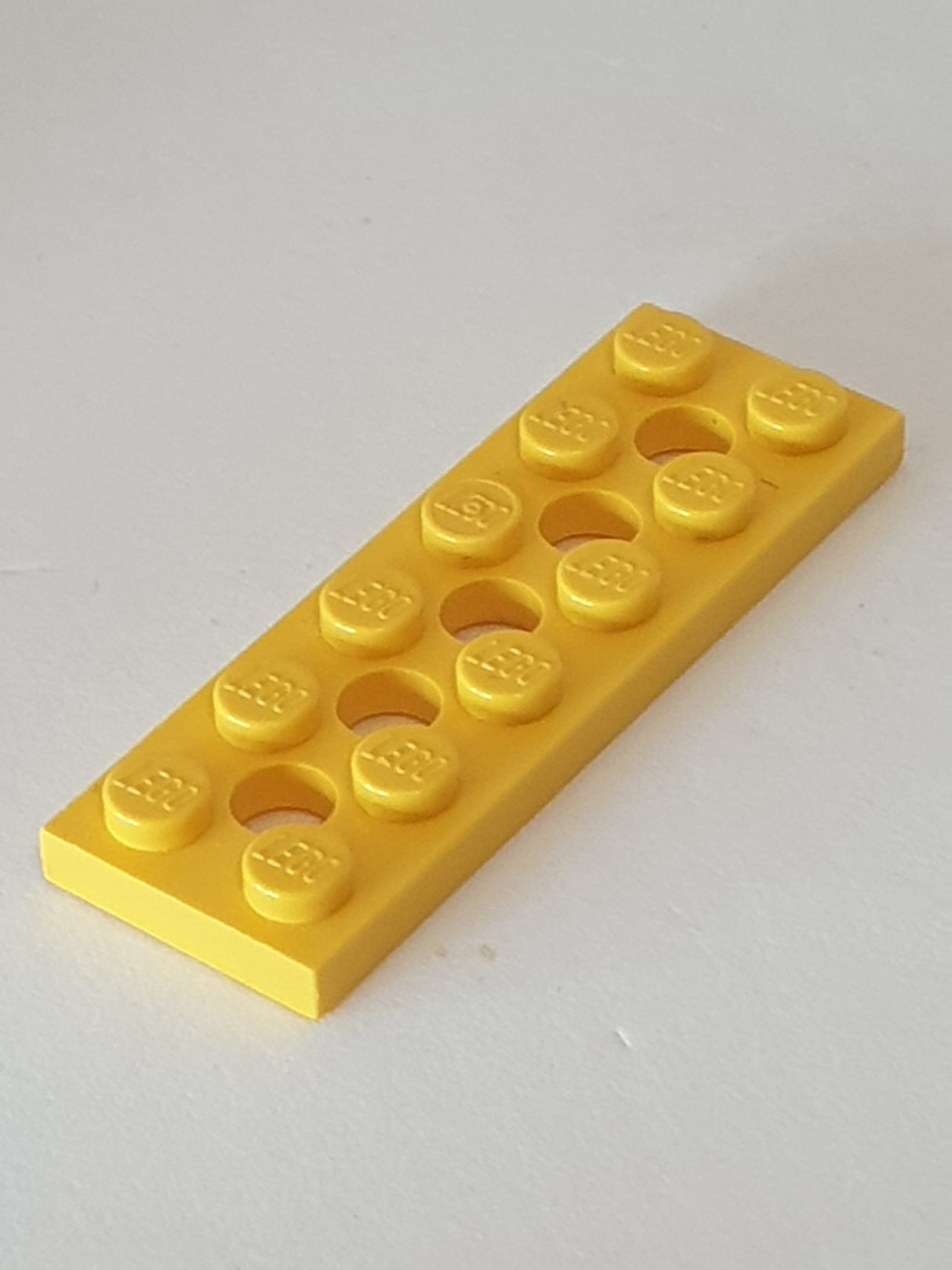 2x6 Technikplatte mit 5 Löchern gelb