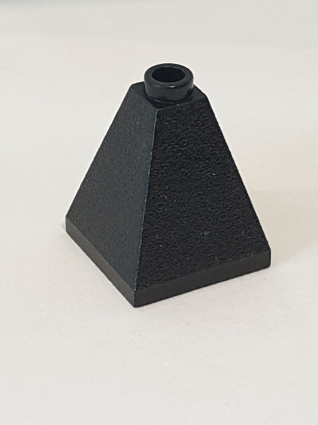 2x2x2 Pyramiden Stein 73° schwarz black