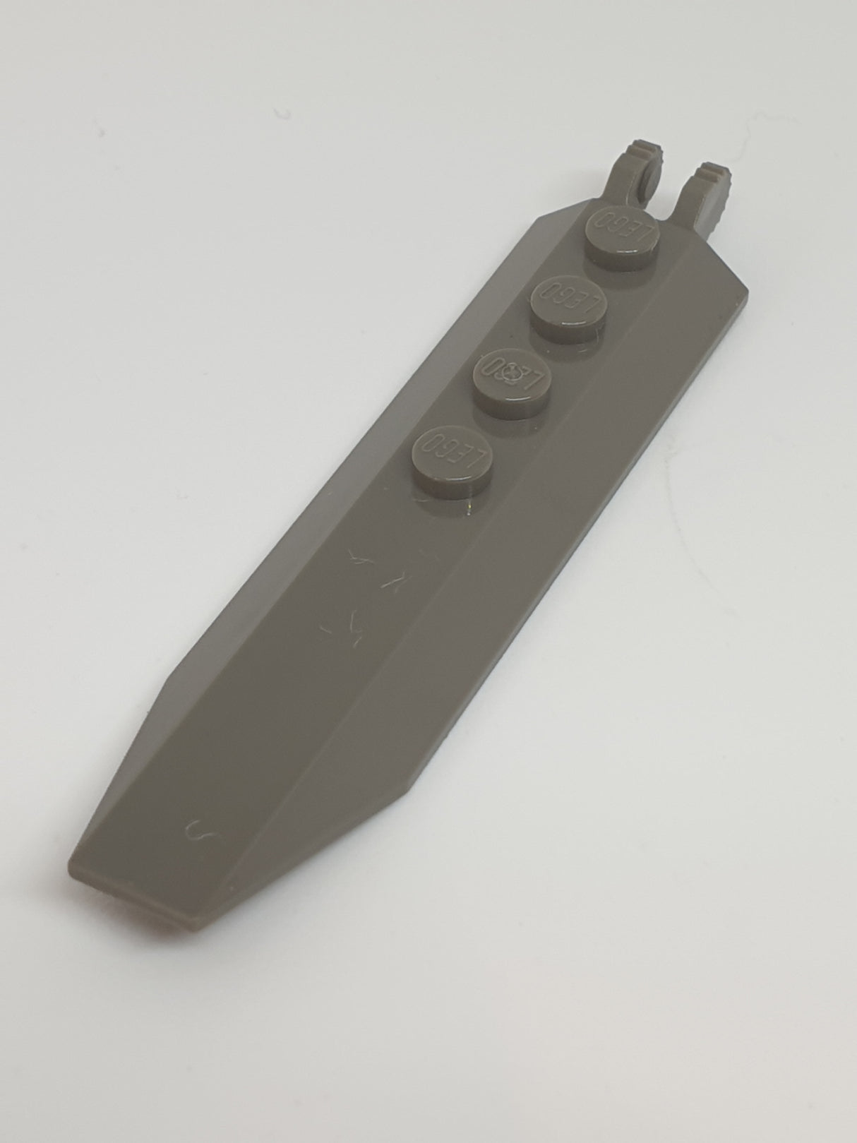 1x8 Scharnierplatte mit abgewinkelten Seitenverlängerungen, abgerundete Platte Unterseite altdunkelgrau dark gray