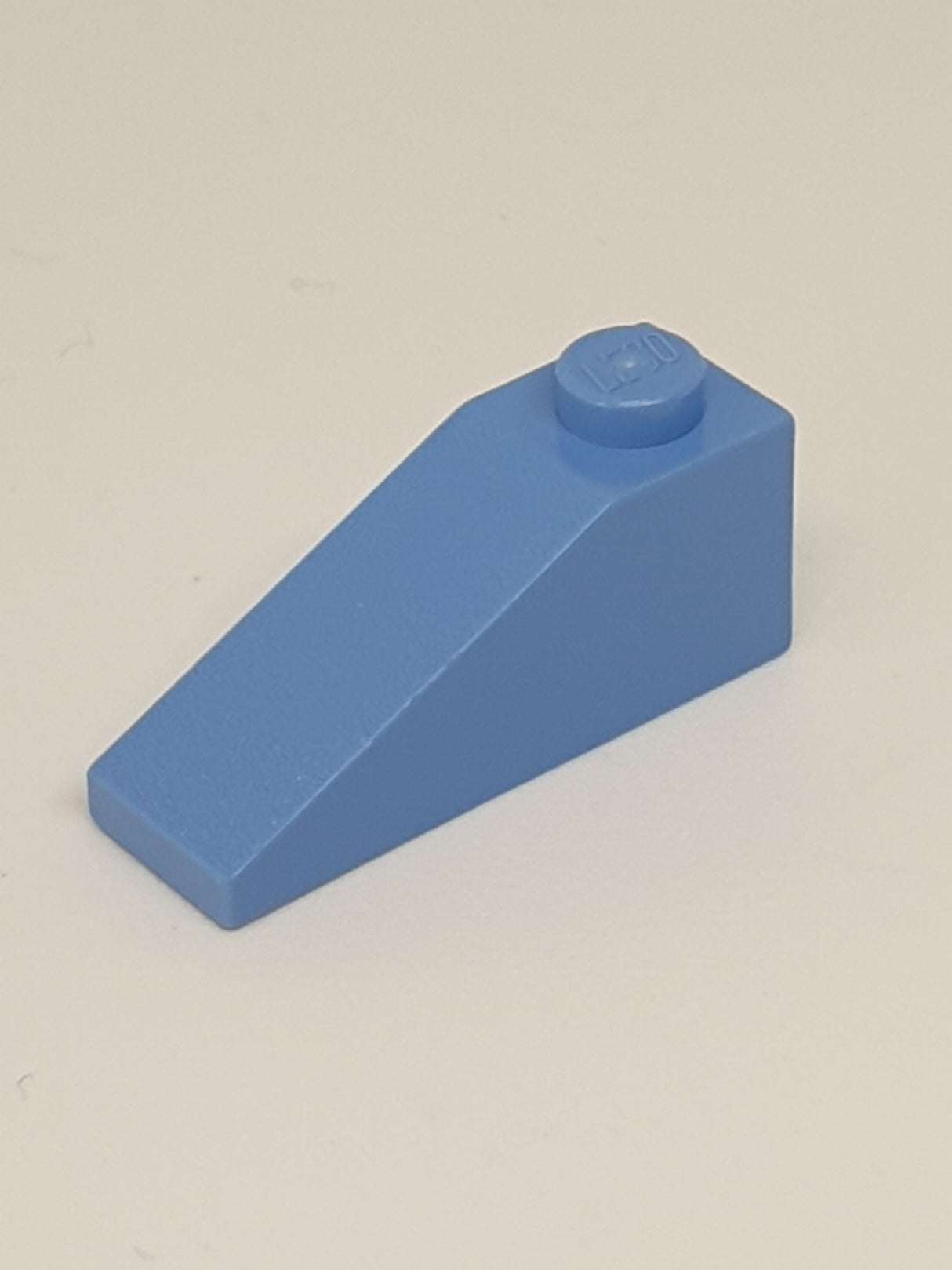 1x3 Dachstein 25° mittelblau