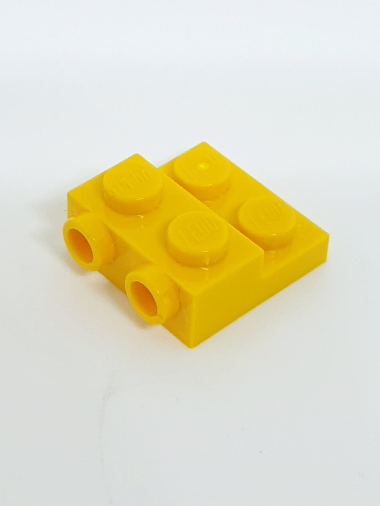 2x2x2/3 Platte modifiziert mit 2 Noppen an einer Seite gelb