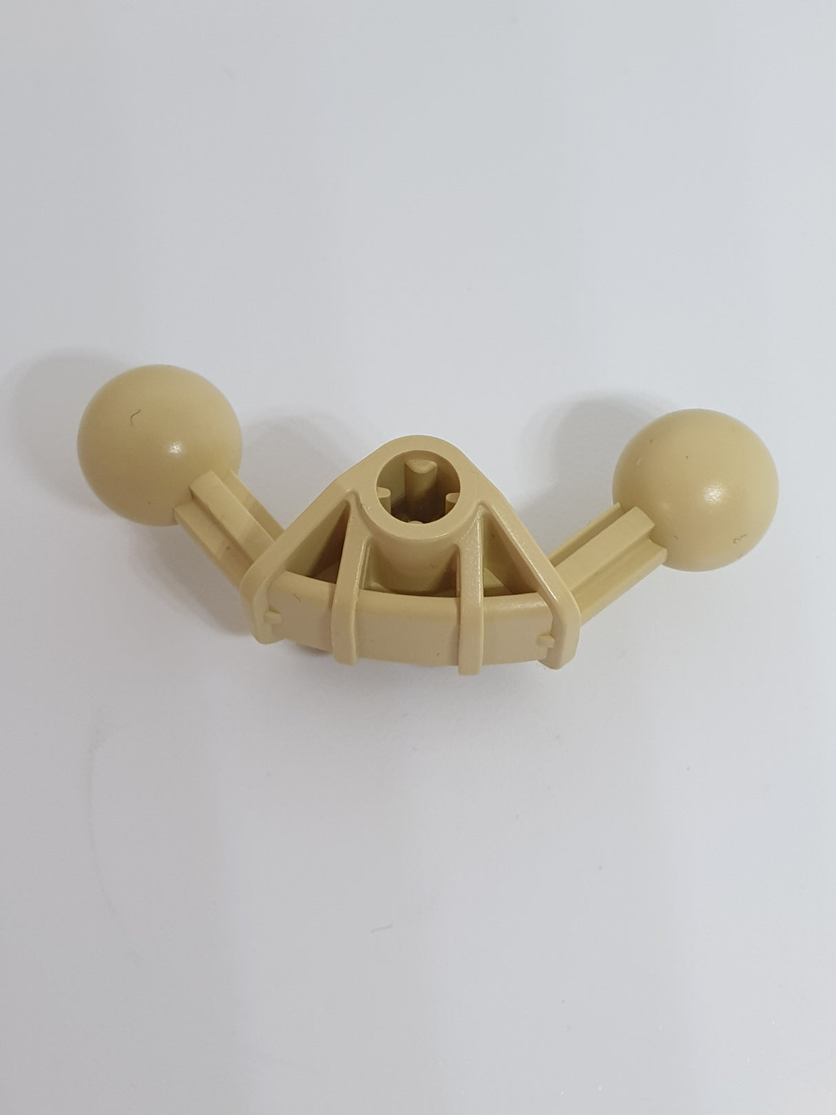 4x4x2 Bionicle Ball Joint 90° with 2 Ball Joint and Axle Hole beige tan