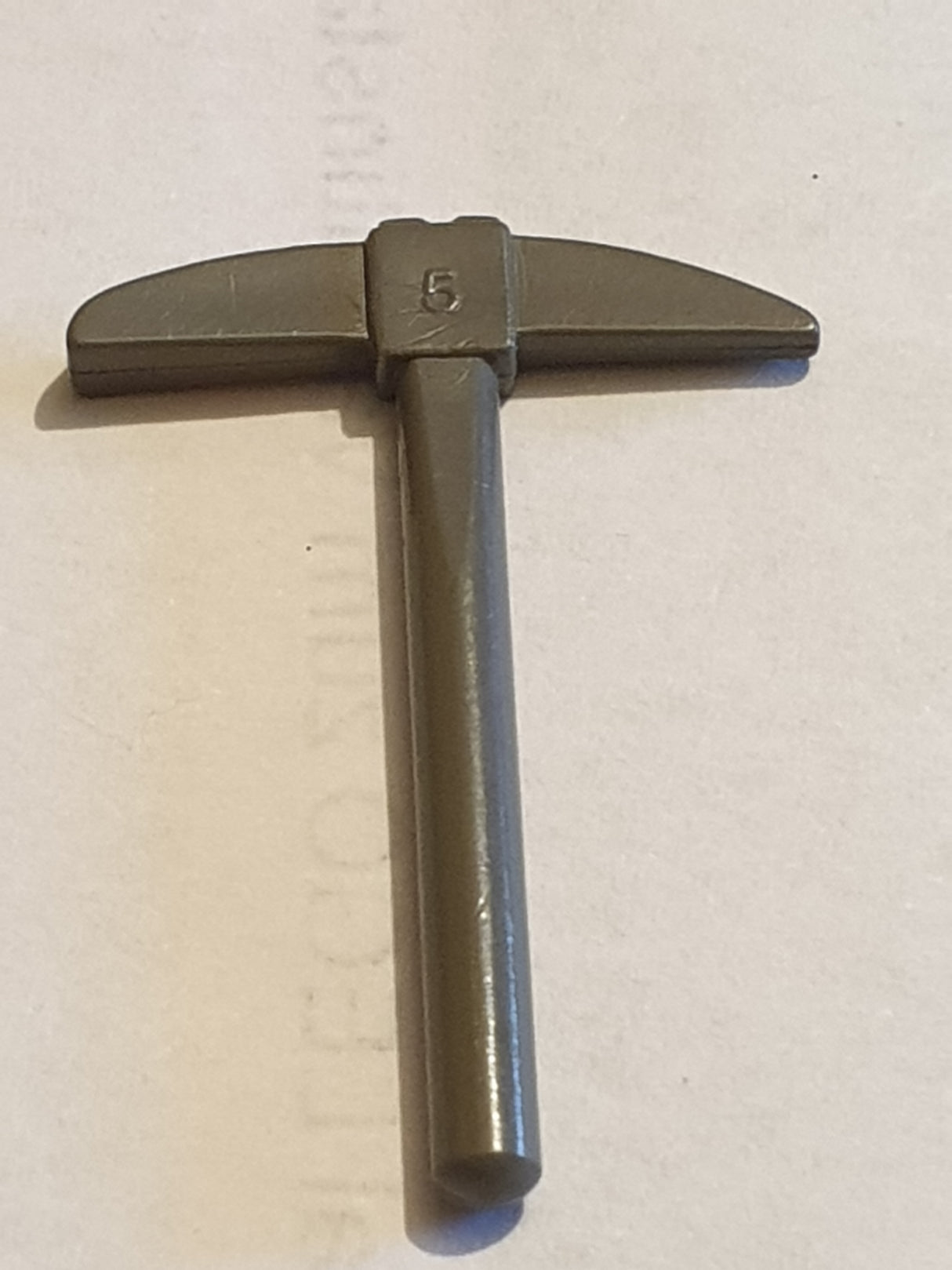 Werkzeug Spitzhacke altdunkelgrau dark gray