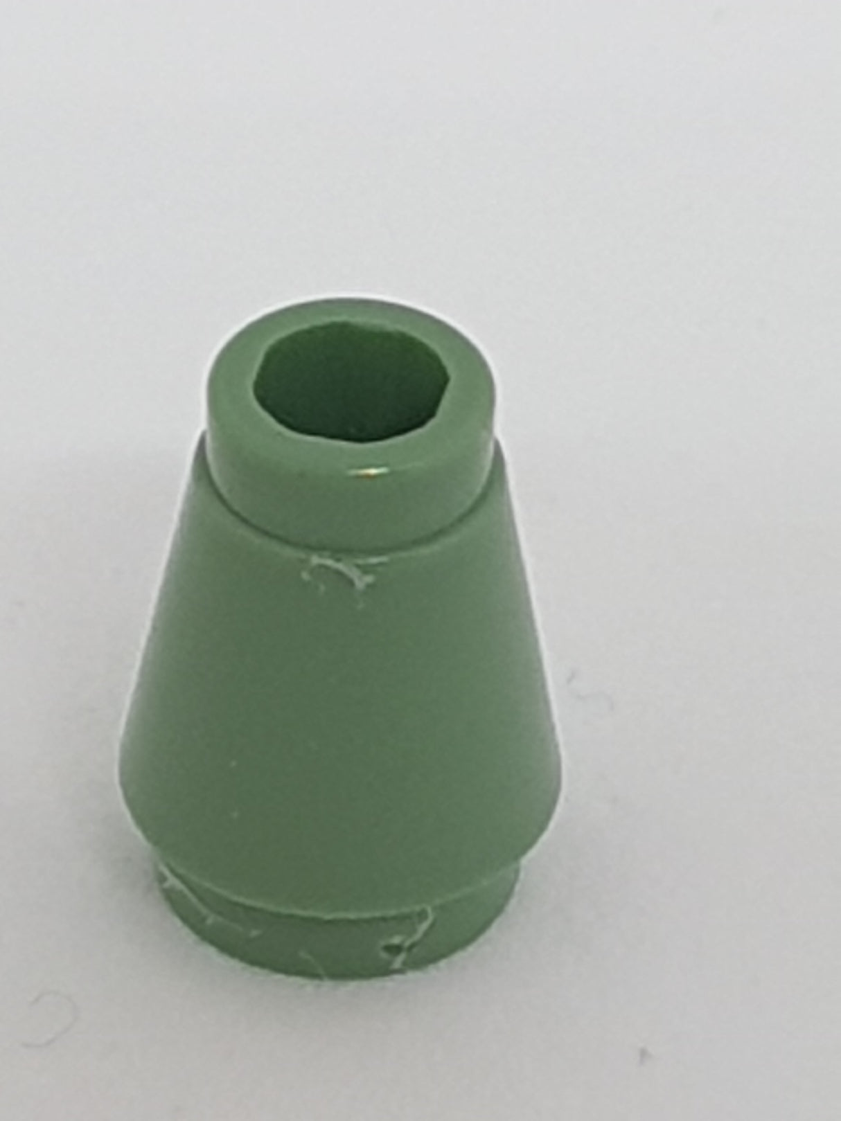 1x1 Kegel mit Rand/Nut sandgrün