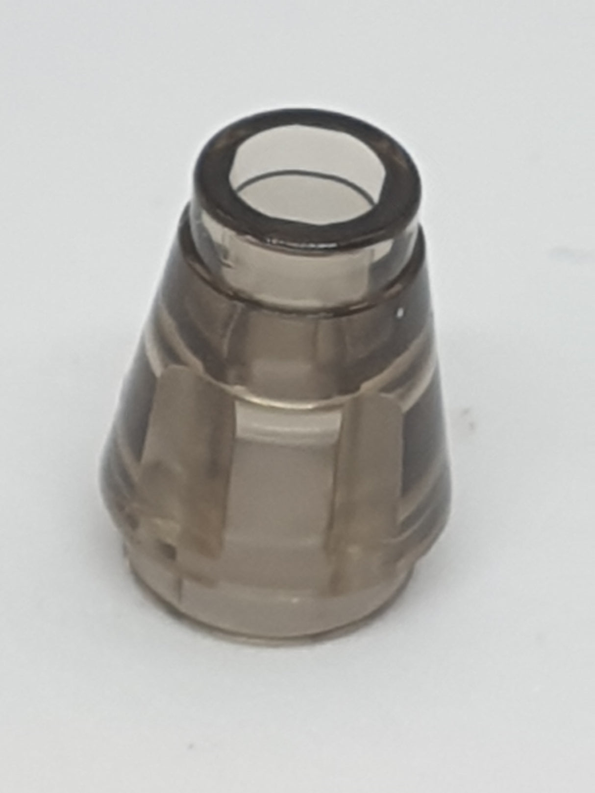 1x1 Kegel mit Rand/Nut transparent schwarz